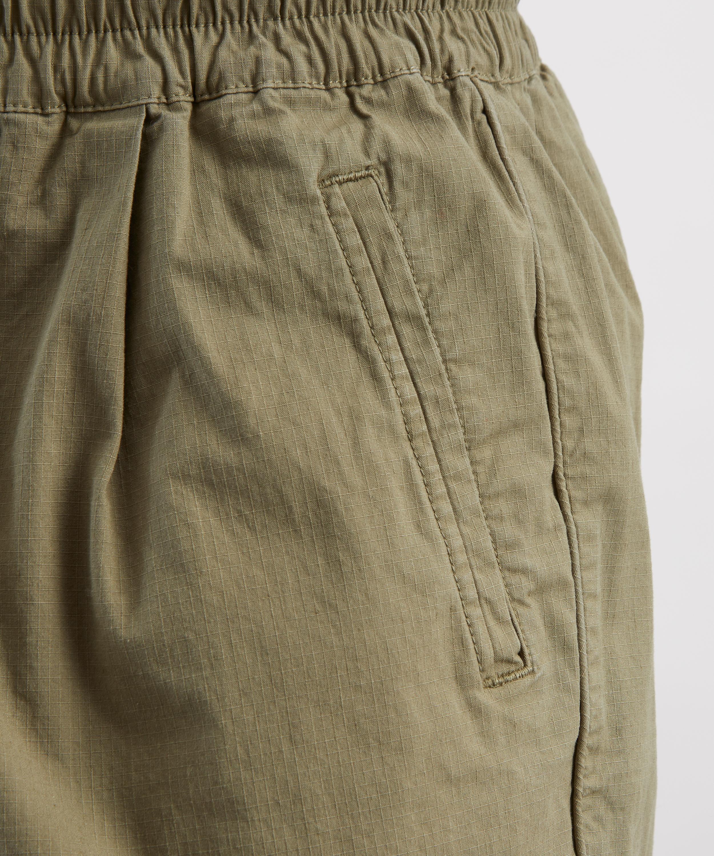 Folk - Relaxed Assembly Shorts image number 4