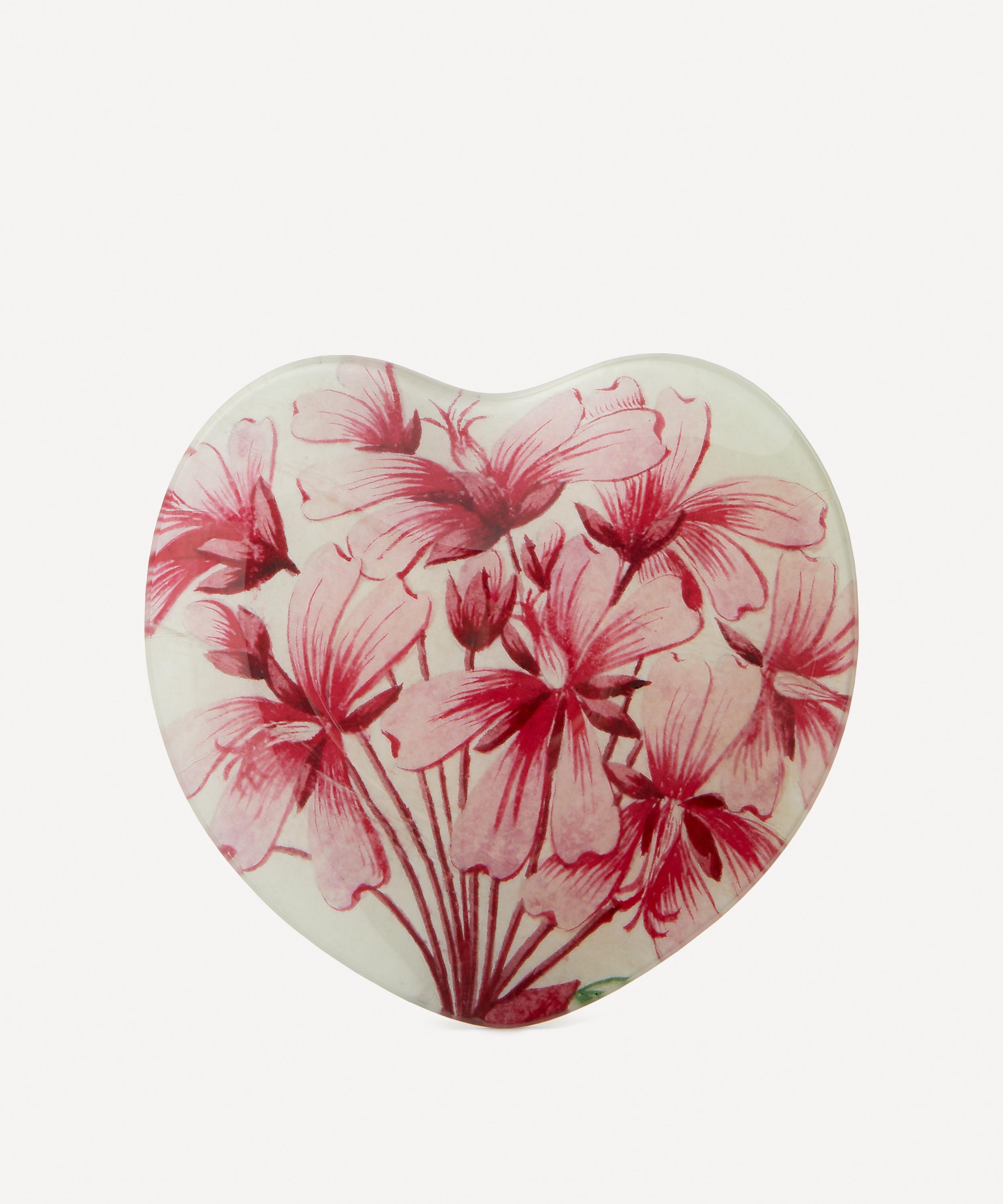 John Derian - Geranium Zonale Heart Dish image number 1