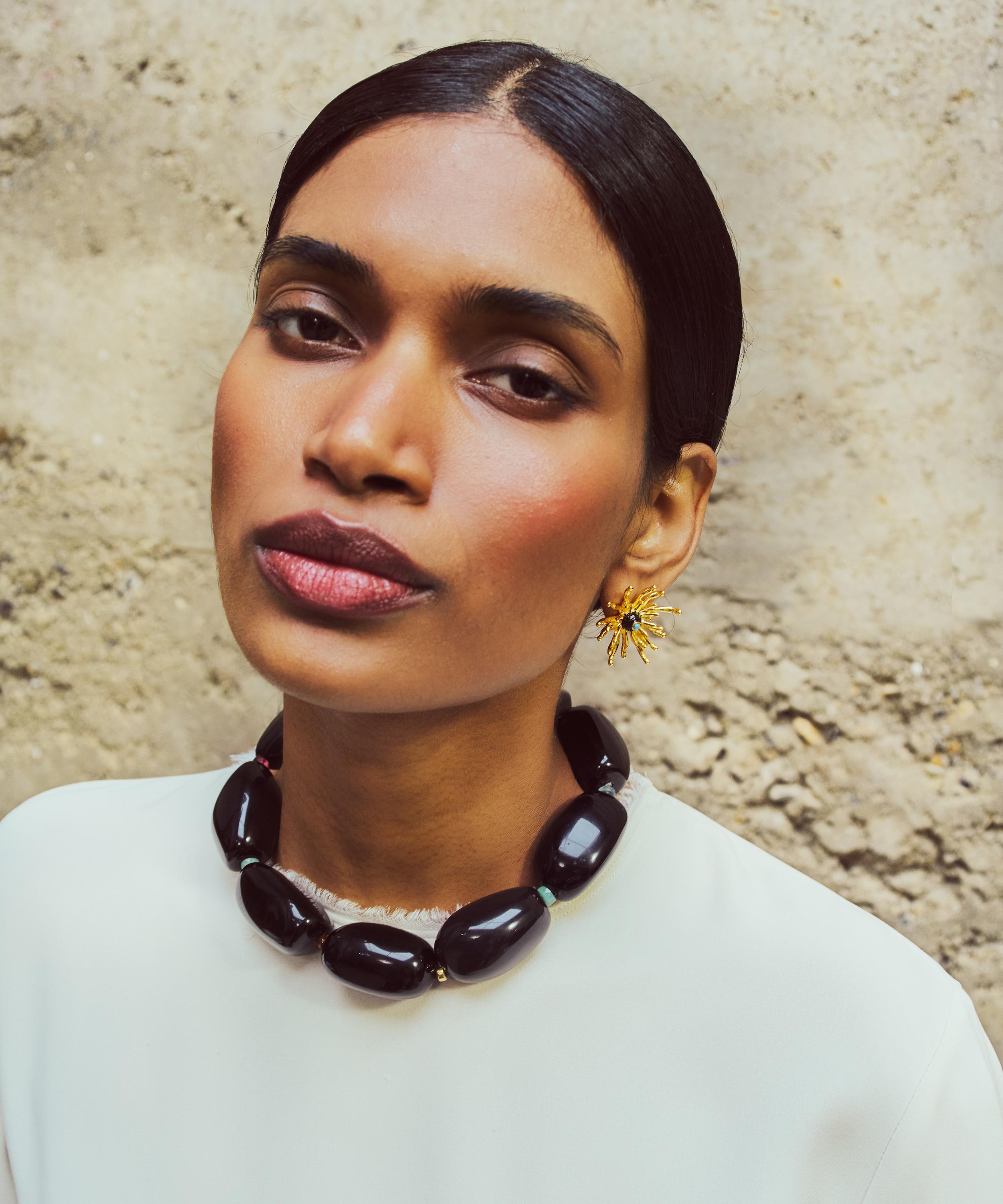 Lizzie Fortunato - Gold-Plated Lobos Collar Necklace image number 1