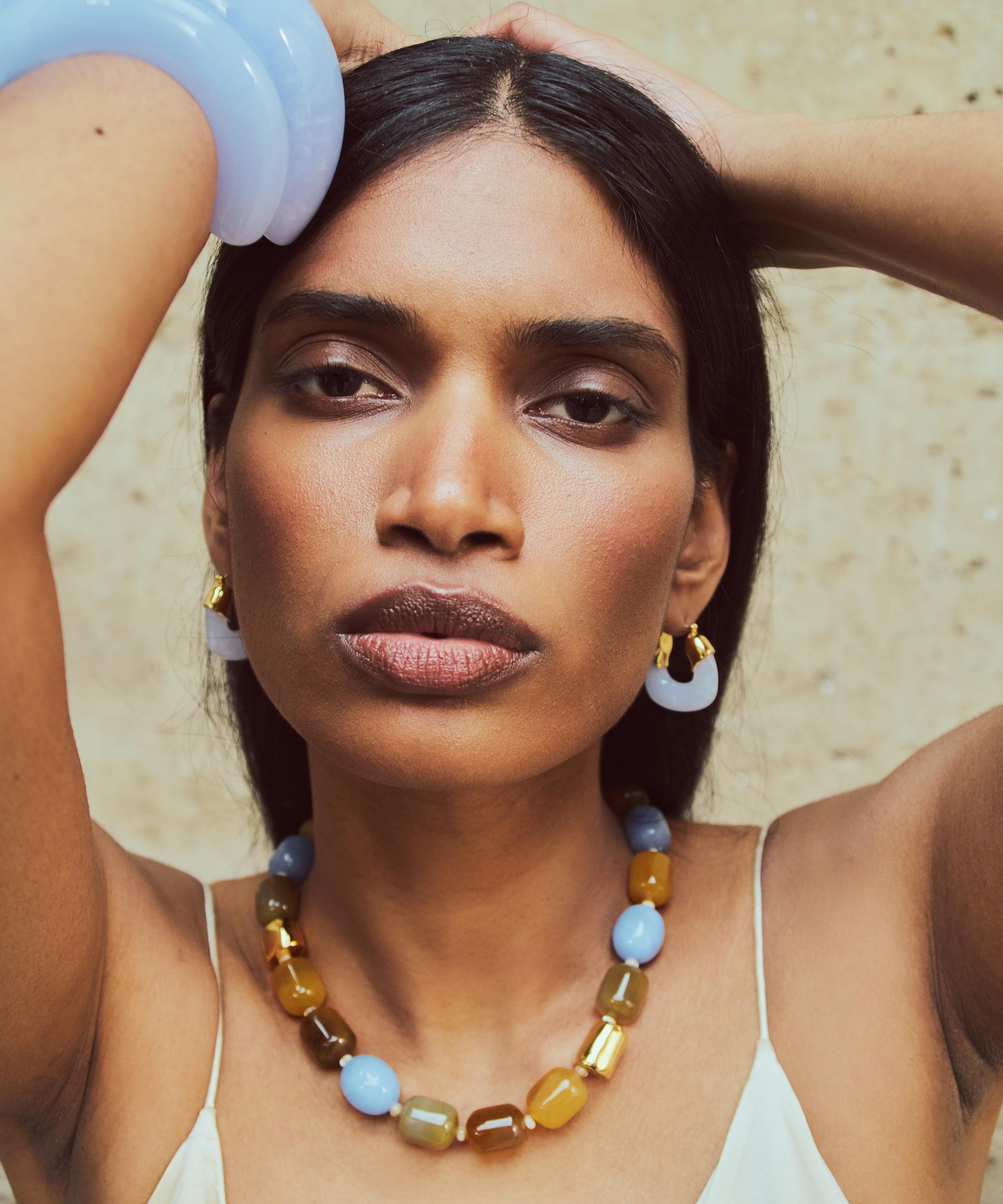 Lizzie Fortunato - Gold-Plated Mini Organic Hoop Earrings image number 1