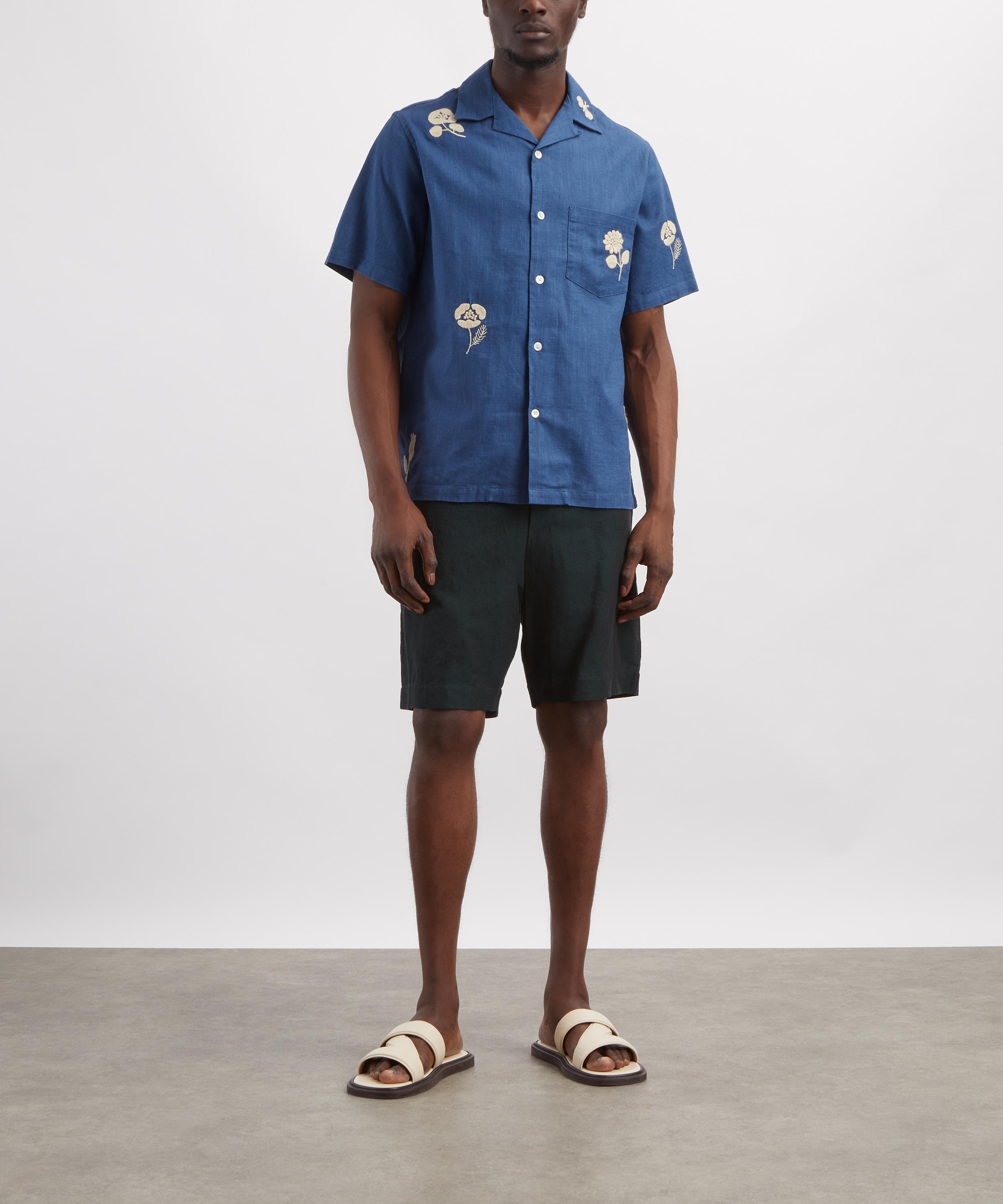 Portuguese Flannel - Embroidery Nature Short-Sleeve Shirt in Blue image number 1