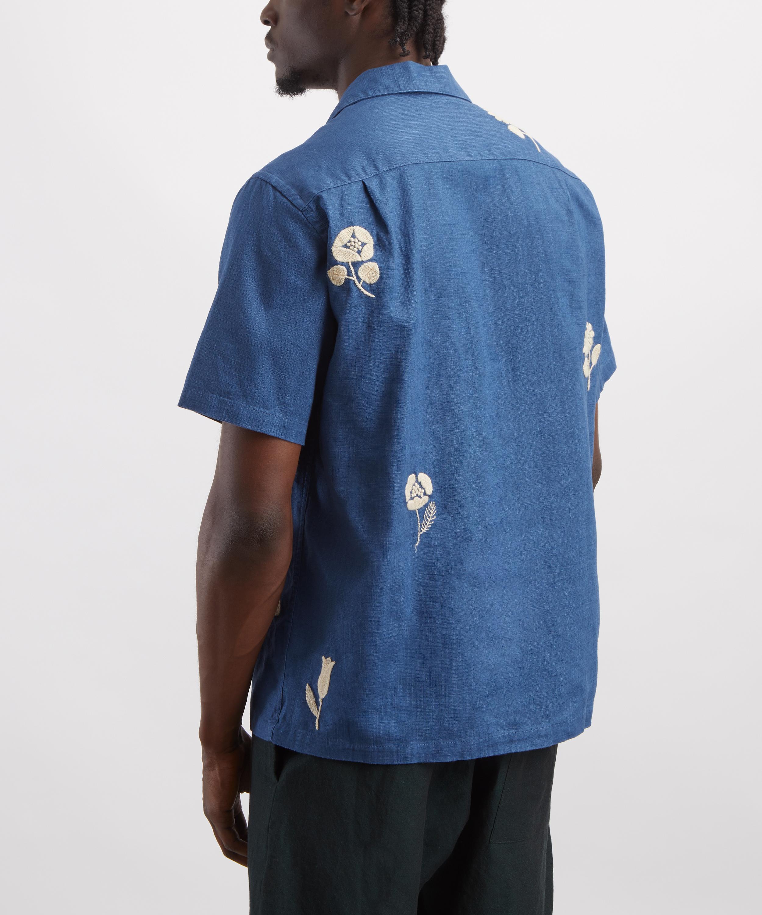 Portuguese Flannel - Embroidery Nature Short-Sleeve Shirt in Blue image number 3