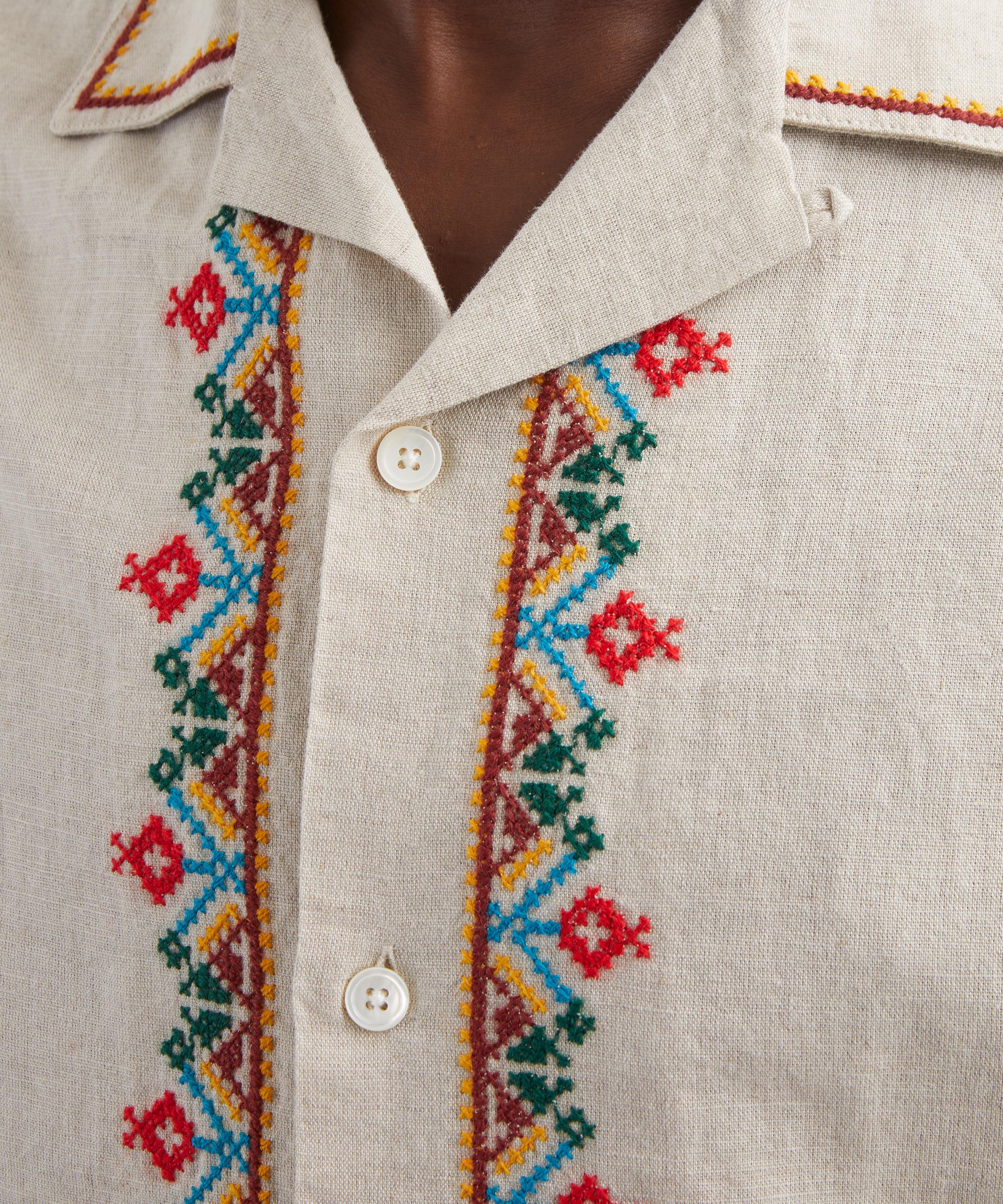 Portuguese Flannel - Folclore Embroidery Short-Sleeve Shirt image number 4