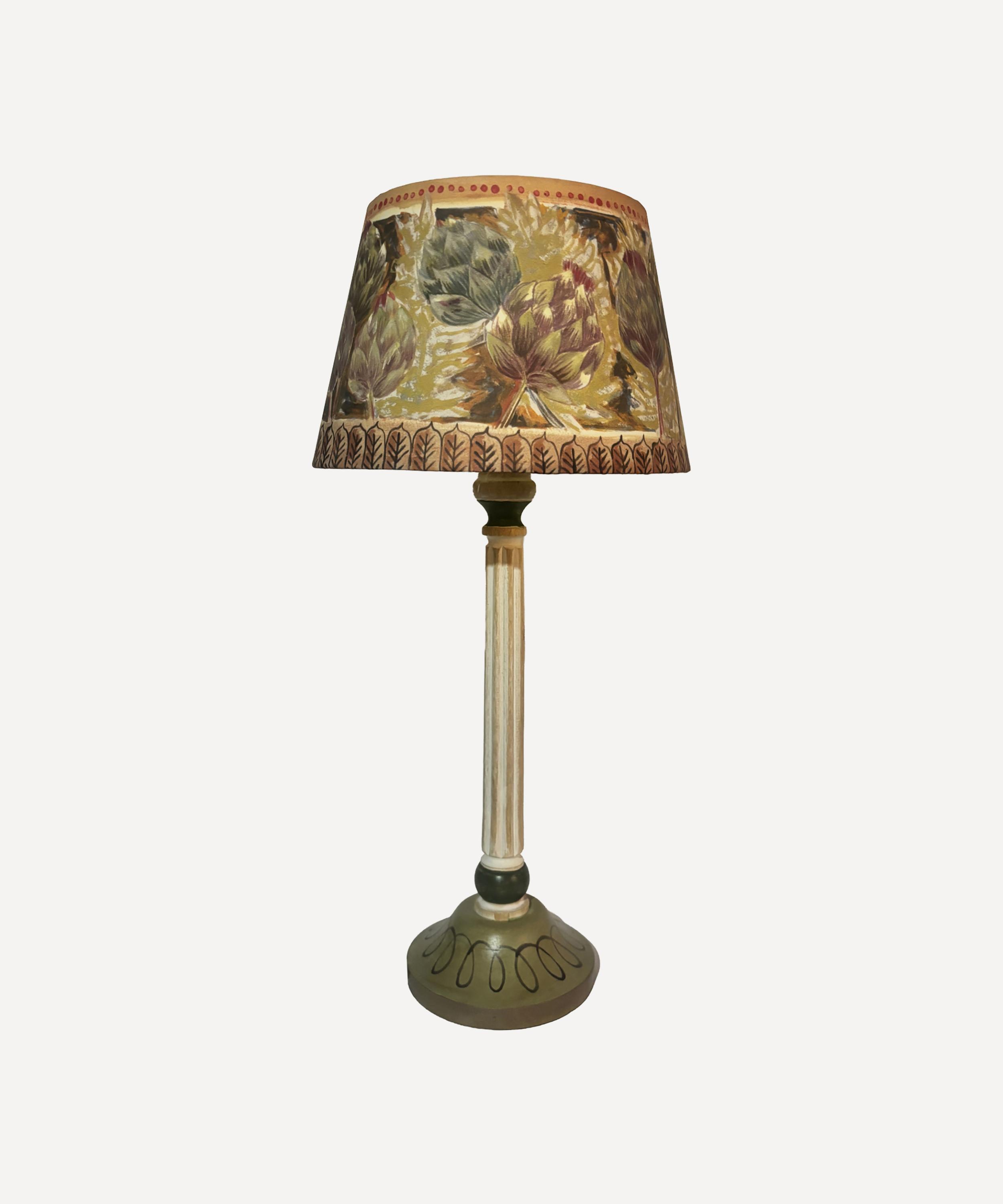 Bloomsbury Revisited - Artichoke Lampshade on Medium Base