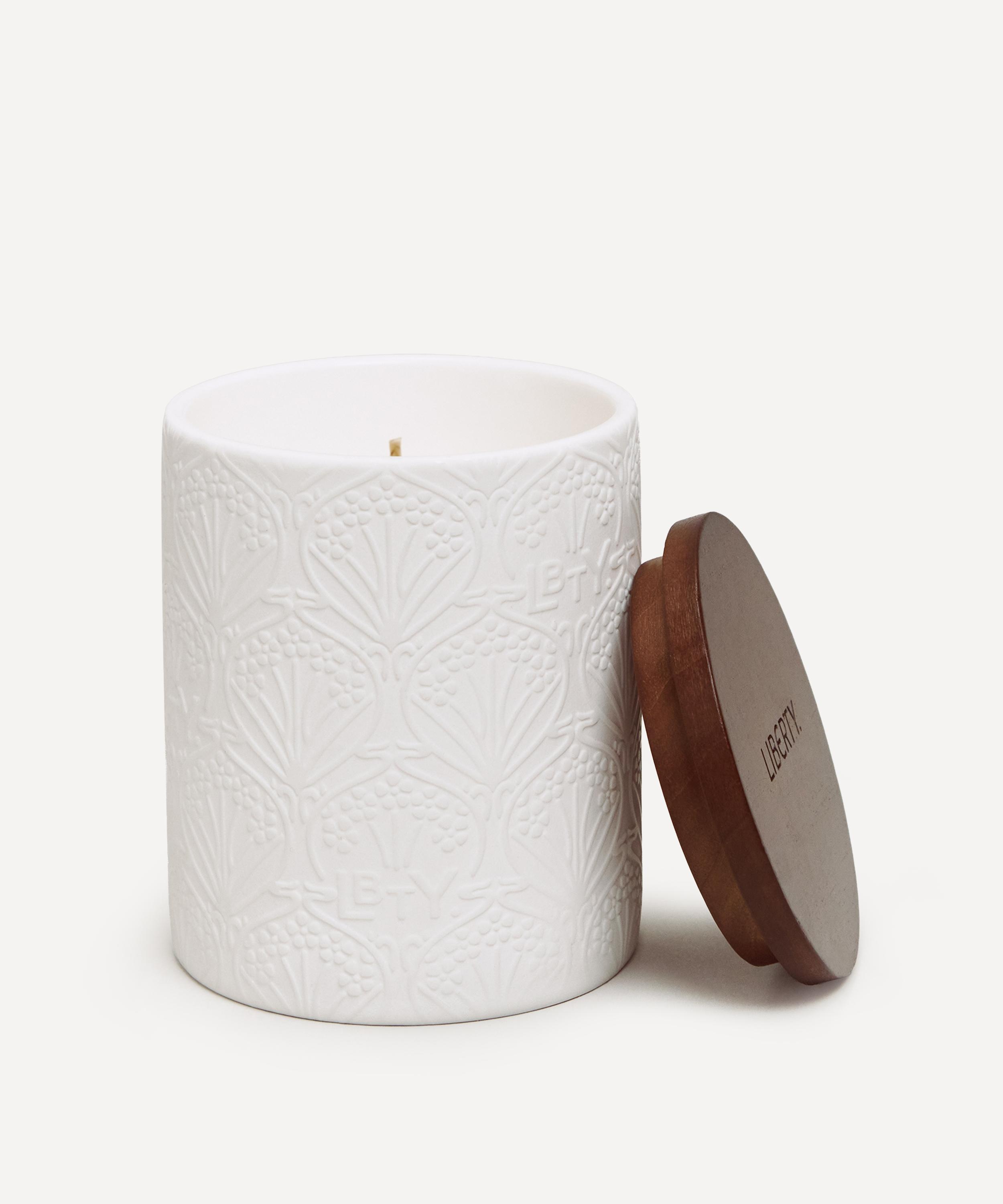 Liberty LBTY. Fragrance - Tudor Revival Scented Candle 330g