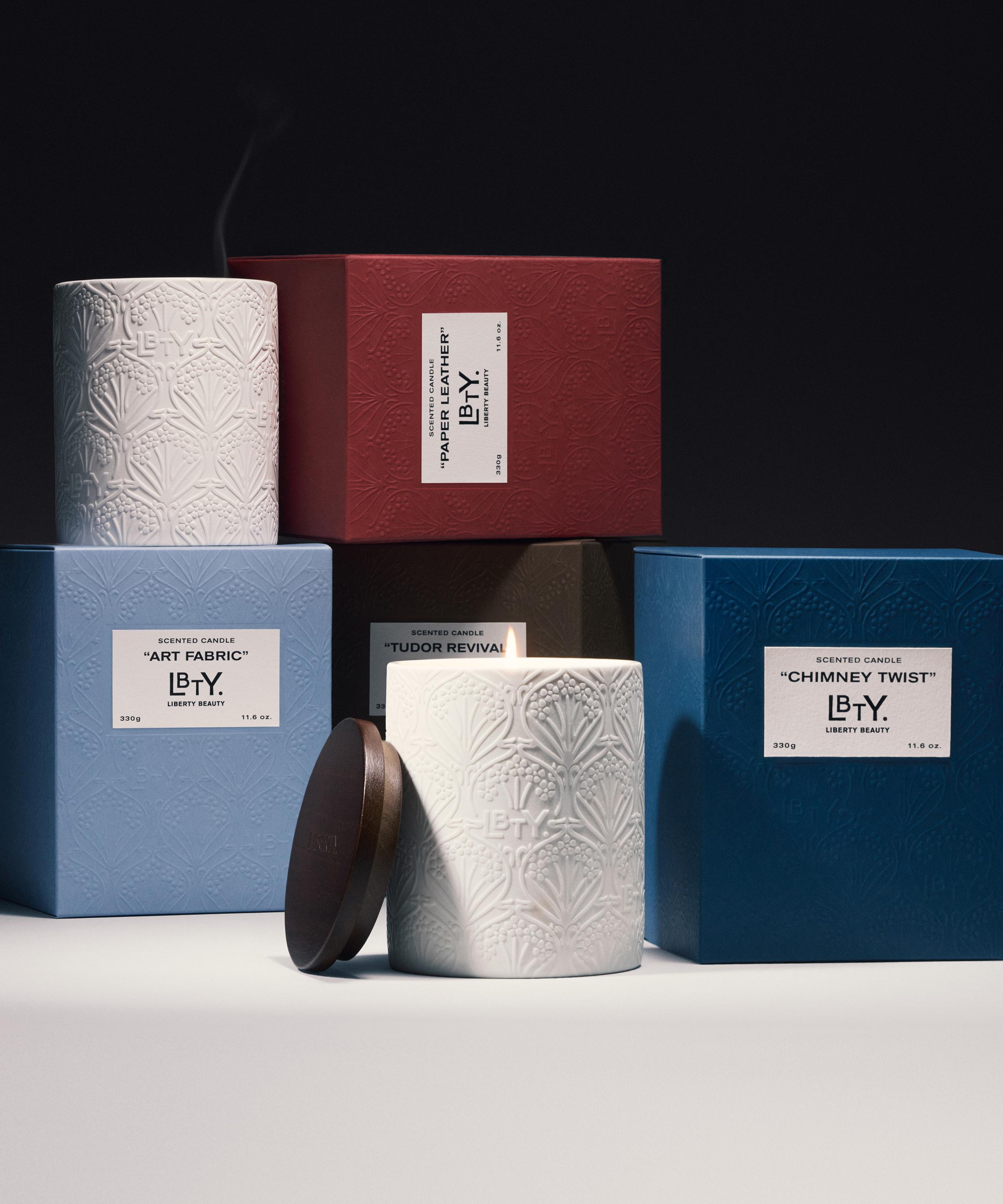 Liberty LBTY. Fragrance - Chimney Twist Scented Candle 330g image number 4
