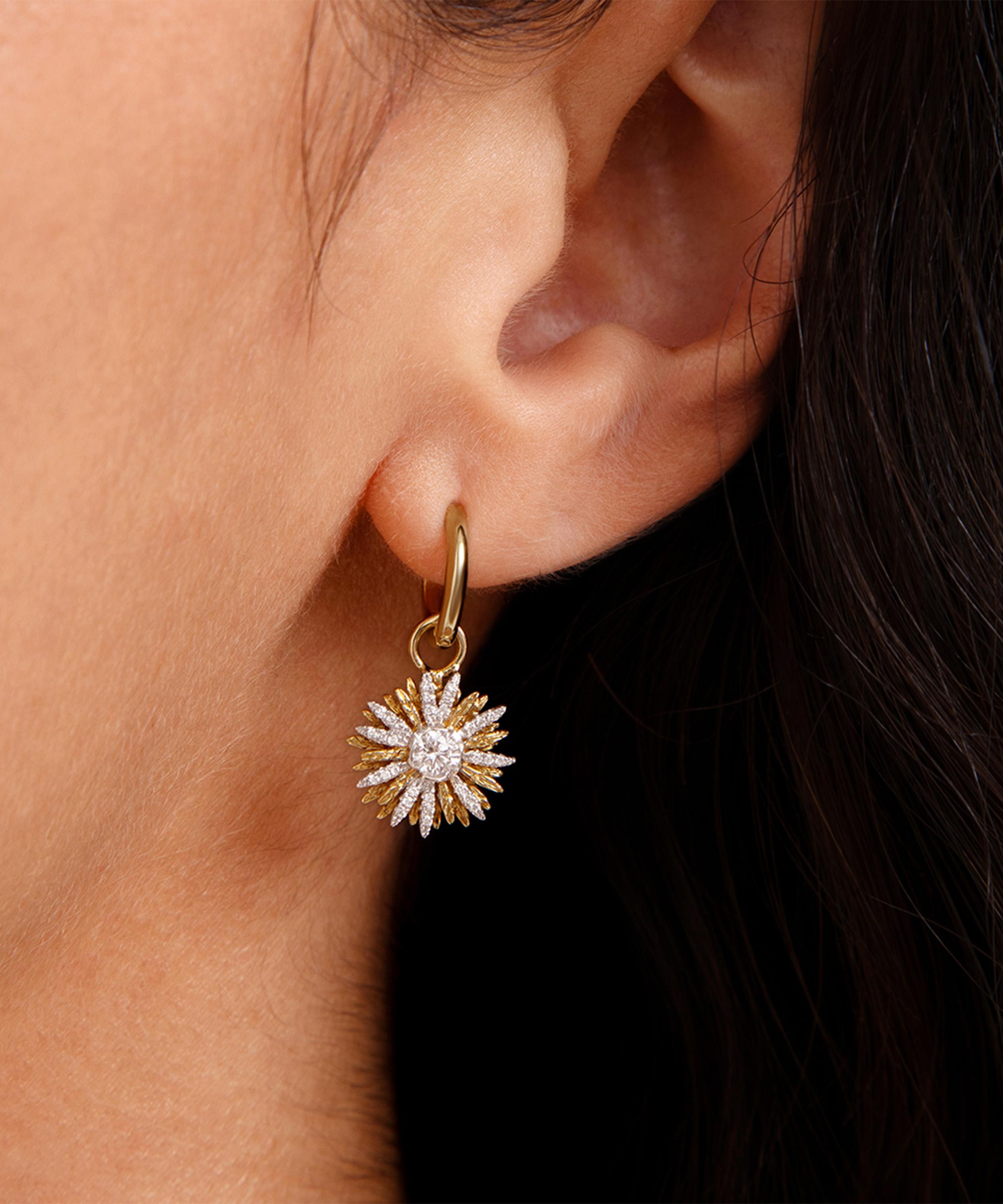 Annoushka - 18ct Gold Daisy Earring Drops image number 1