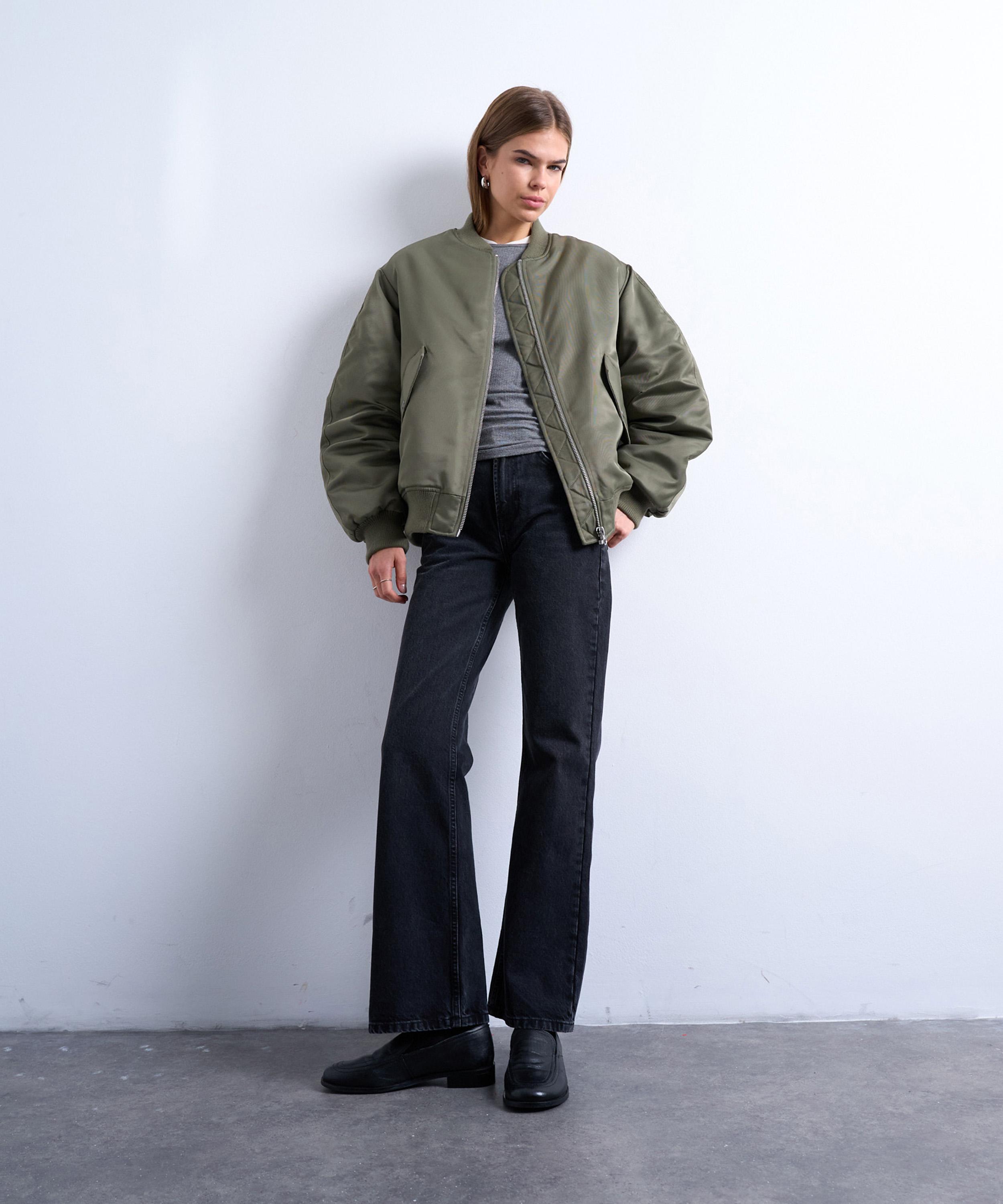 TOPSHOP - Green Contrast Liner Bomber Jacket image number 1