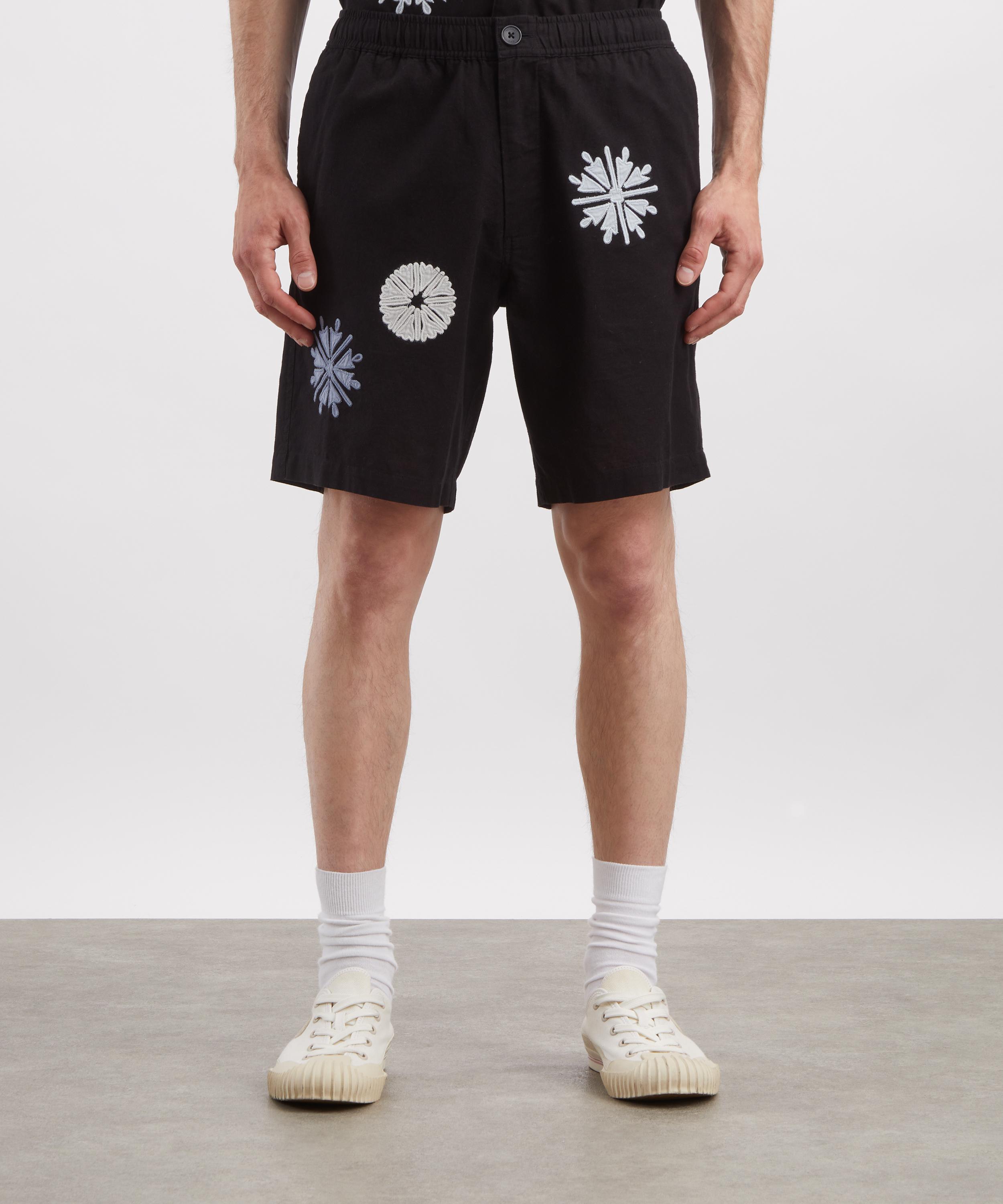 Wax London - Kurt Appliqu&eacute; Shorts in Black image number 2