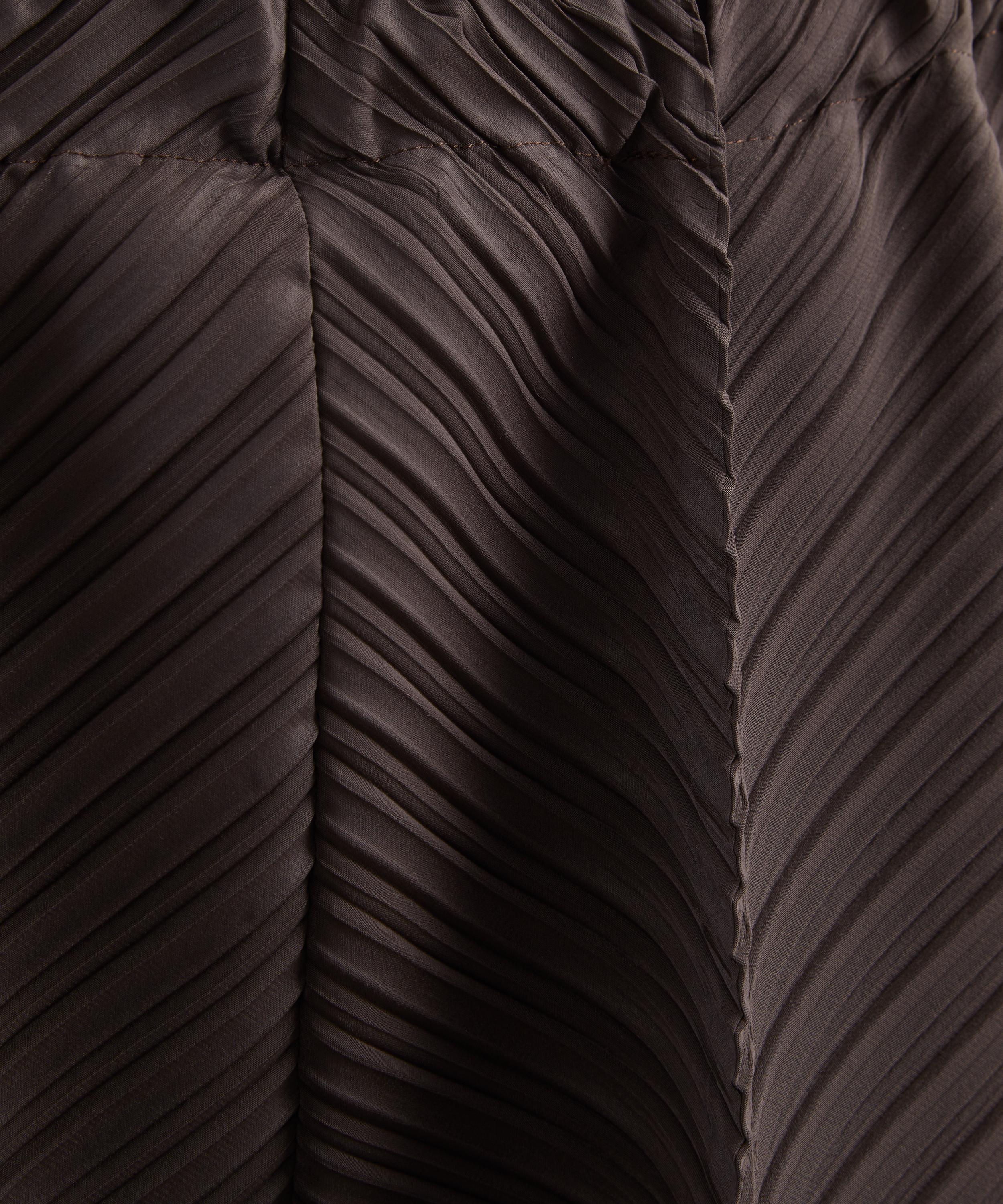 Issey Miyake - PLASTER PLEATS Trousers image number 4