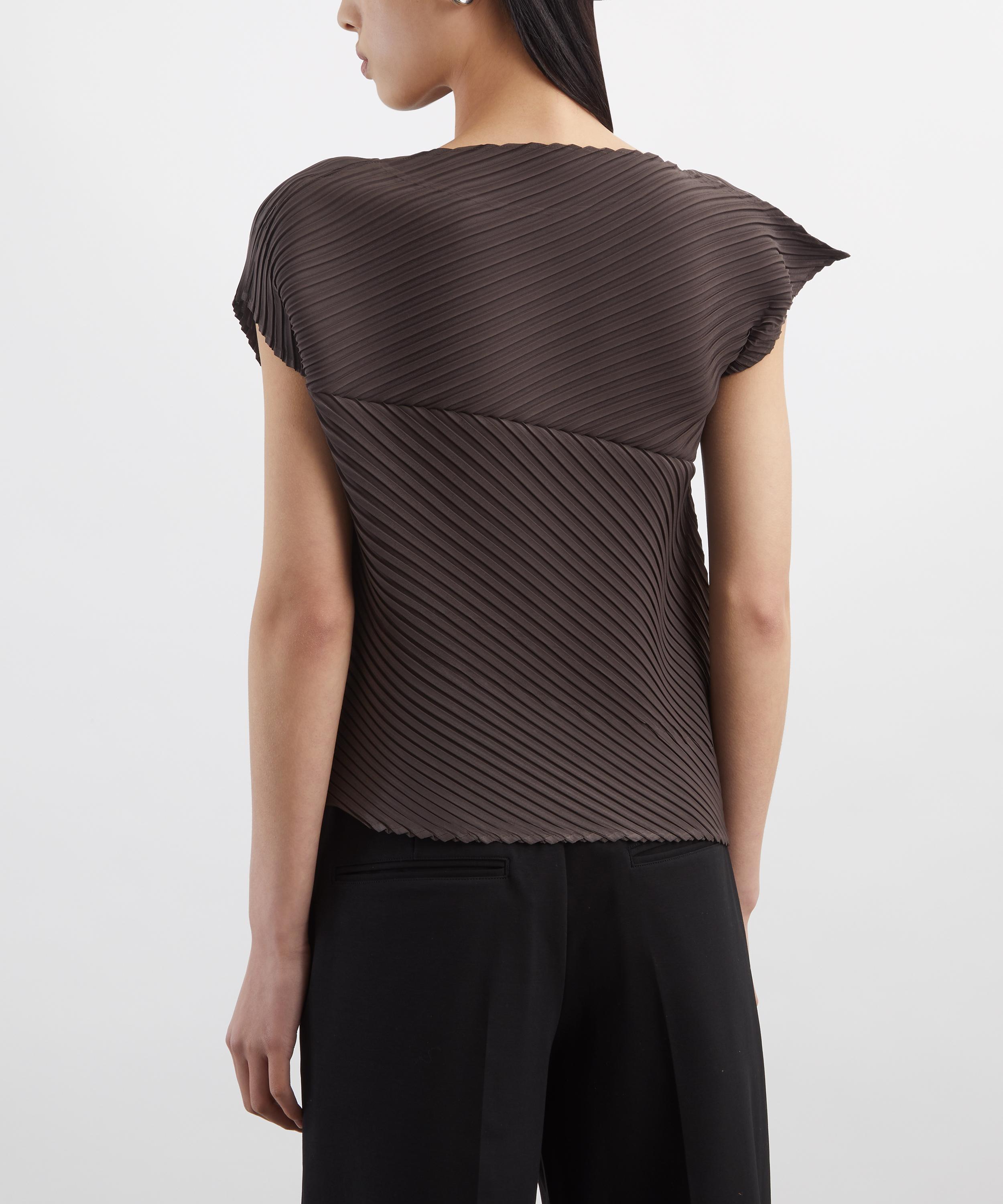 Issey Miyake - PLASTER PLEATS Top image number 3