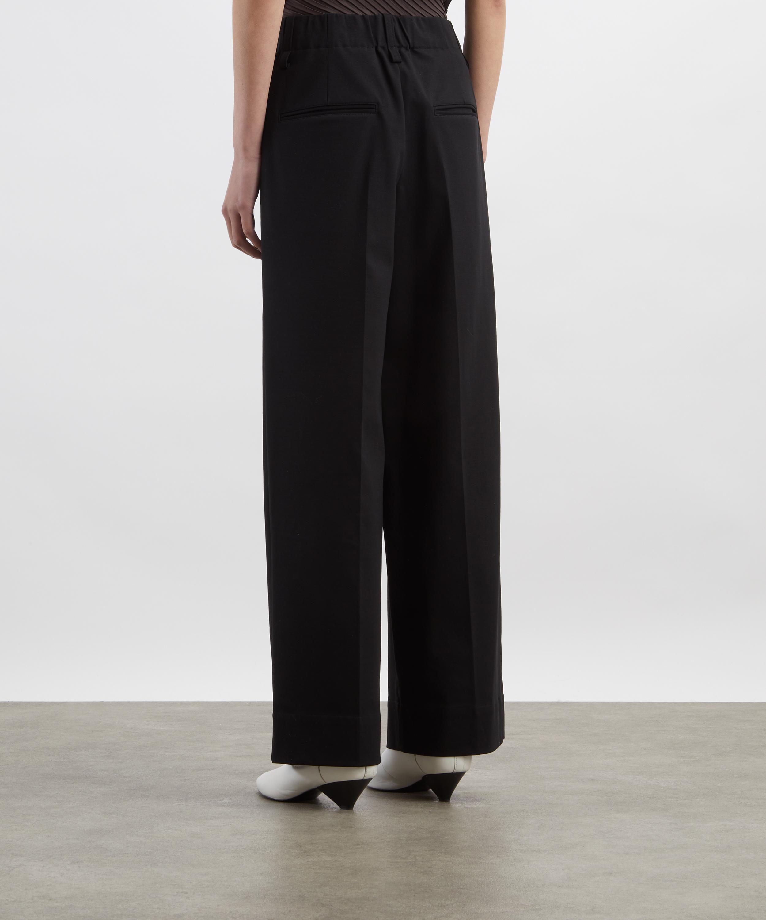 Issey Miyake - SIMPLE ENSEMBLE Straight-Leg Trousers image number 3