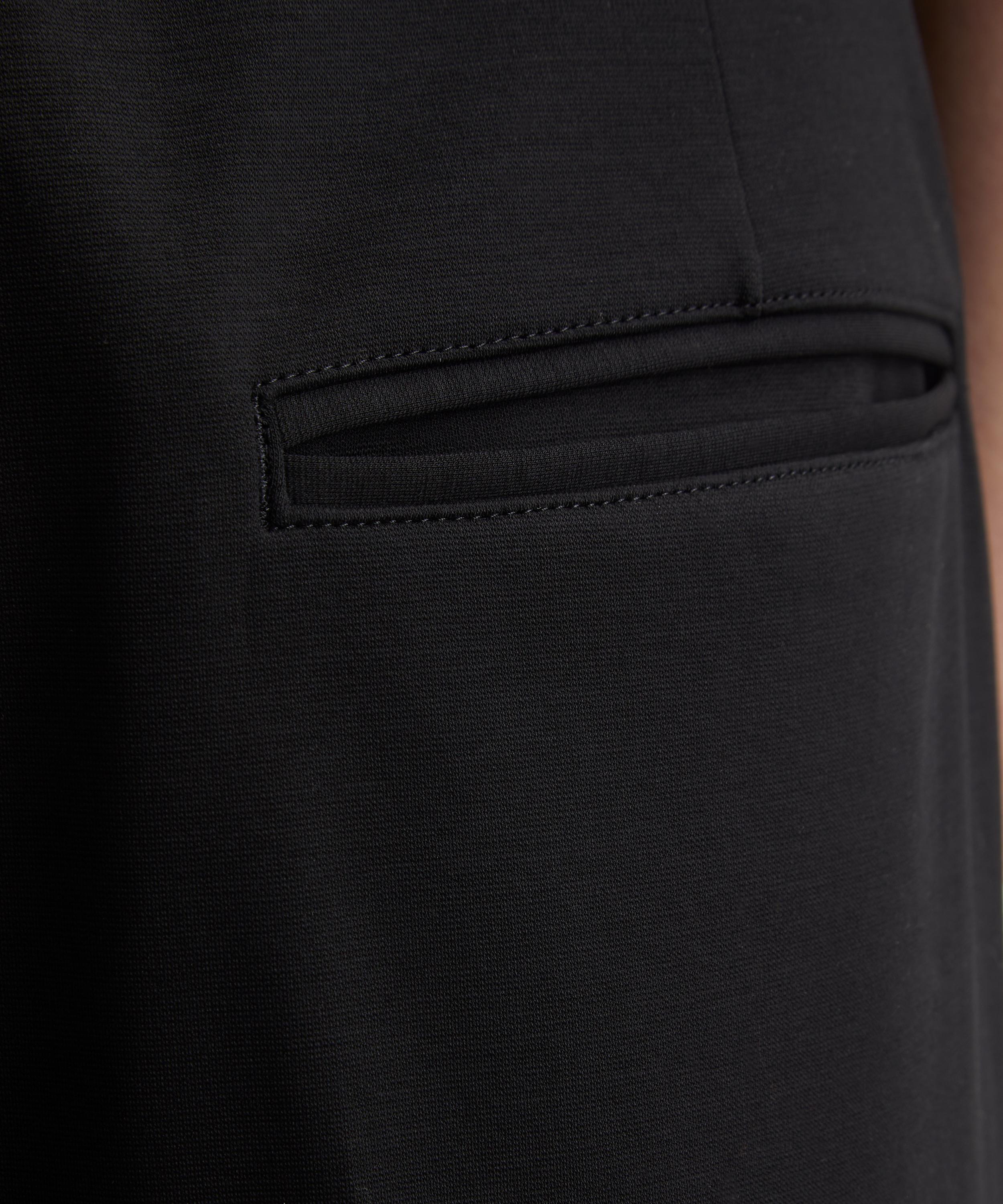 Issey Miyake - SIMPLE ENSEMBLE Straight-Leg Trousers image number 4