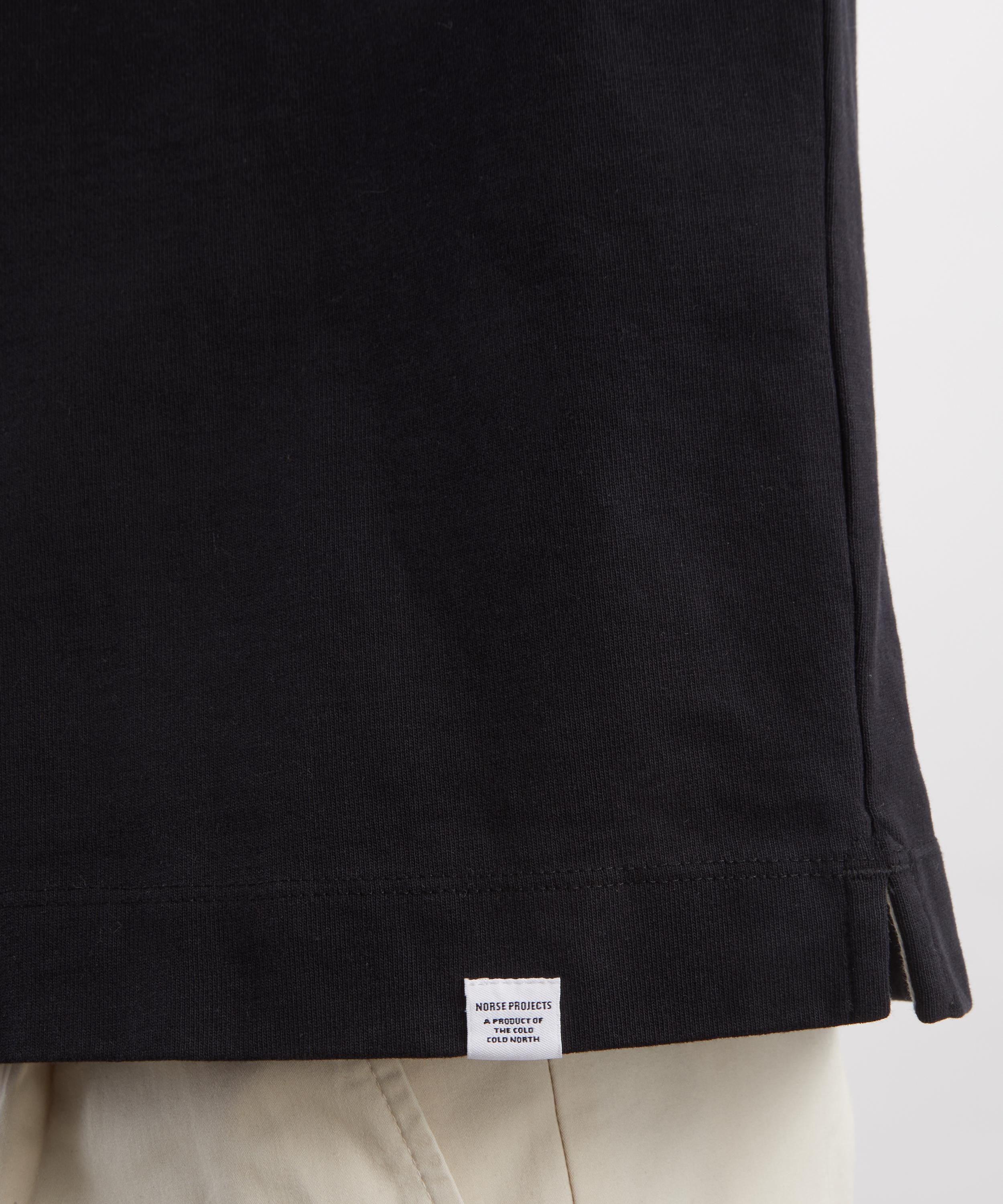 Norse Projects - Isefjord Long-Sleeve Polo Shirt in Black image number 4