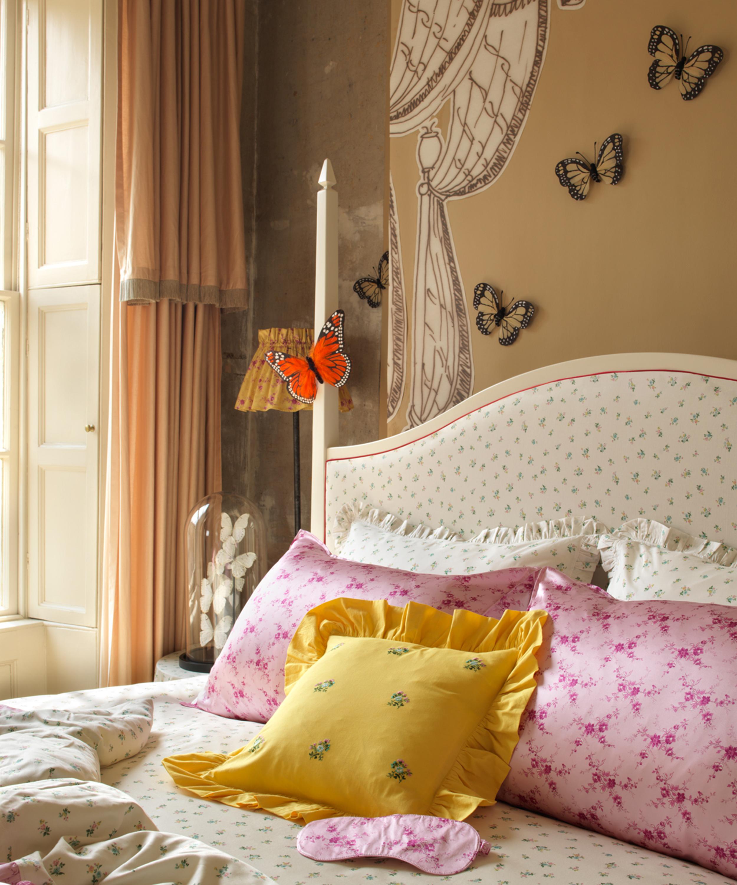 Coco & Wolf - Posy Corsage Ardington Cotton Sateen Double Duvet Set image number 1