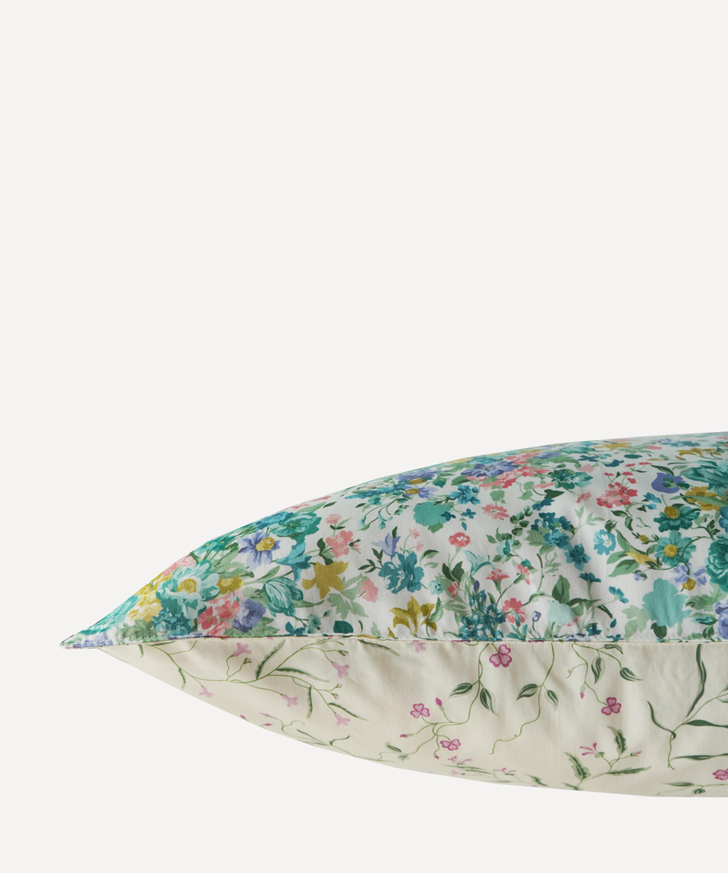 Coco & Wolf - Bouquet Parade & Regal Blossom Ardington Cotton Sateen Super King Duvet Set image number 6