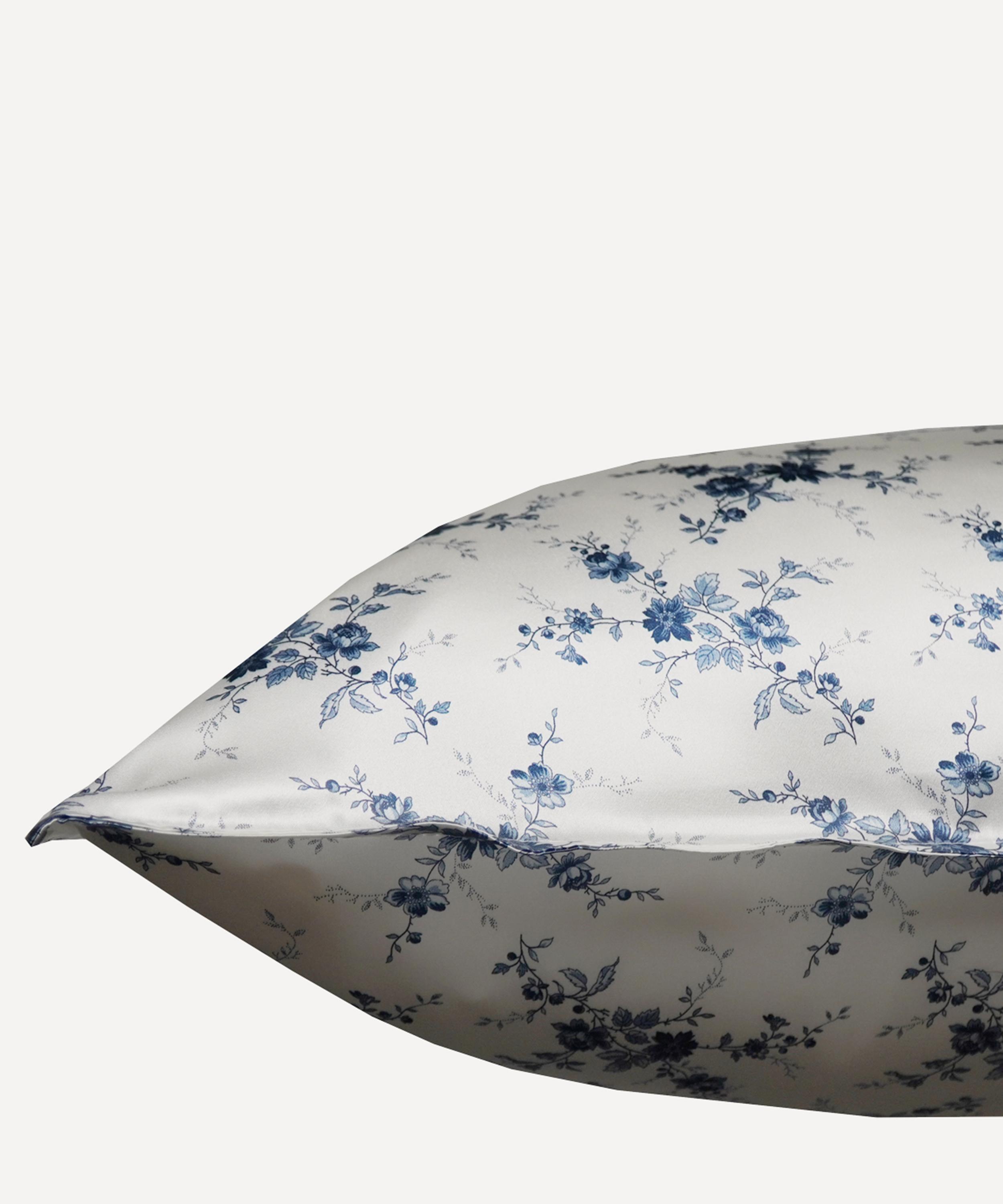 Coco & Wolf - Amelie Luise Silk Pillowcases Set of Two image number 2