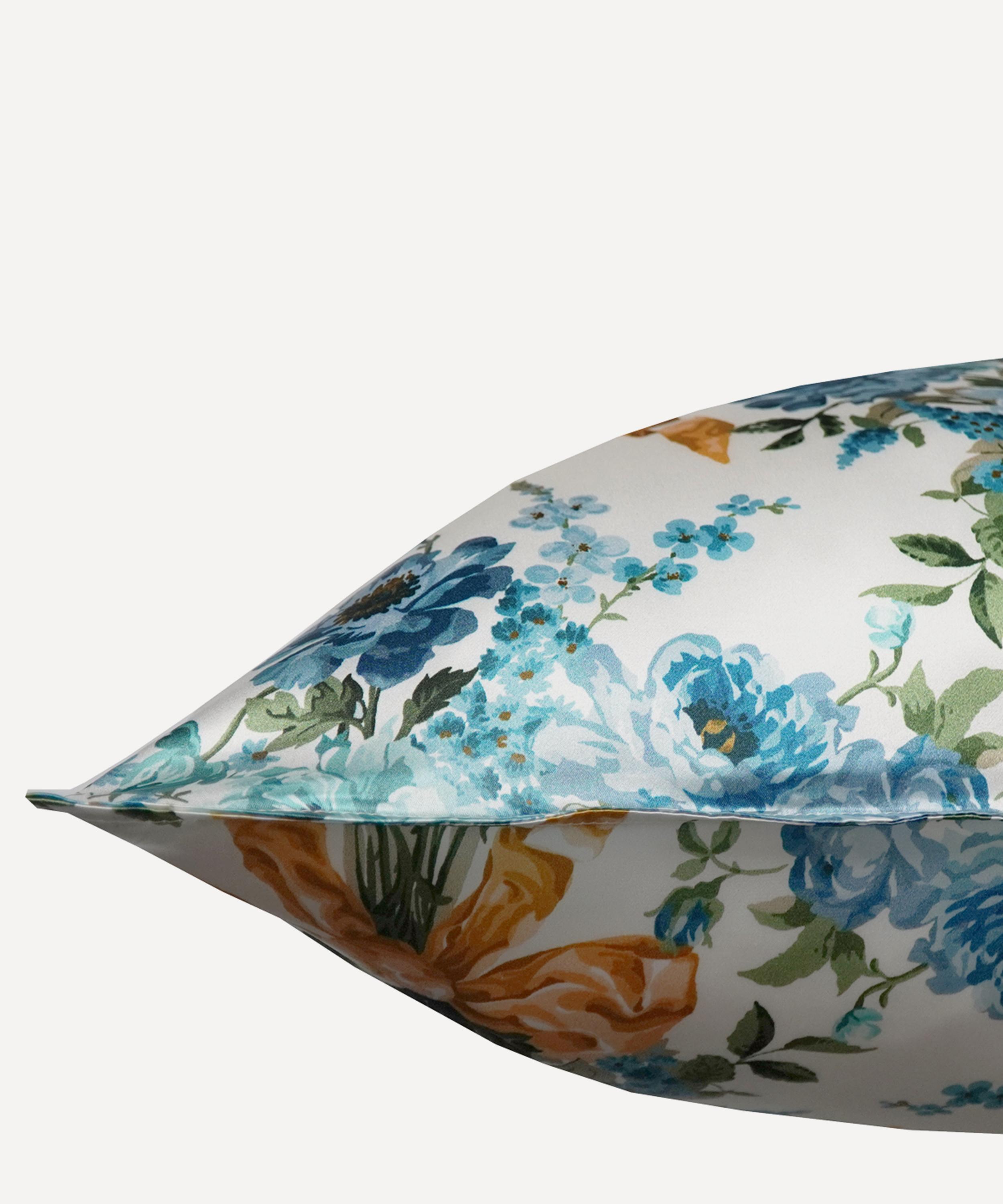 Coco & Wolf - Bow Bouquet Silk Pillowcases Set of Two image number 2
