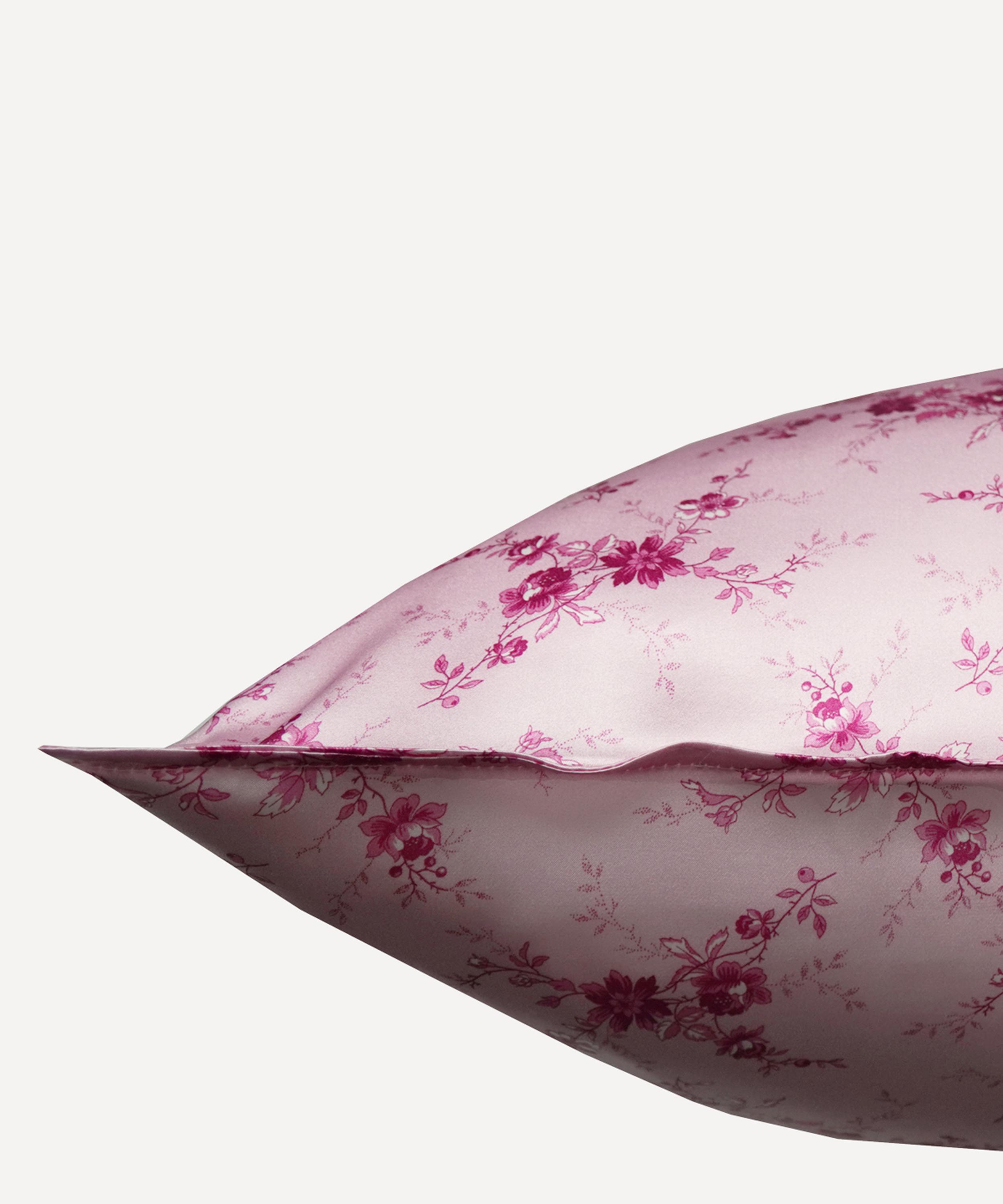 Coco & Wolf - Amelie Luise Silk Pillowcases Set of Two image number 2