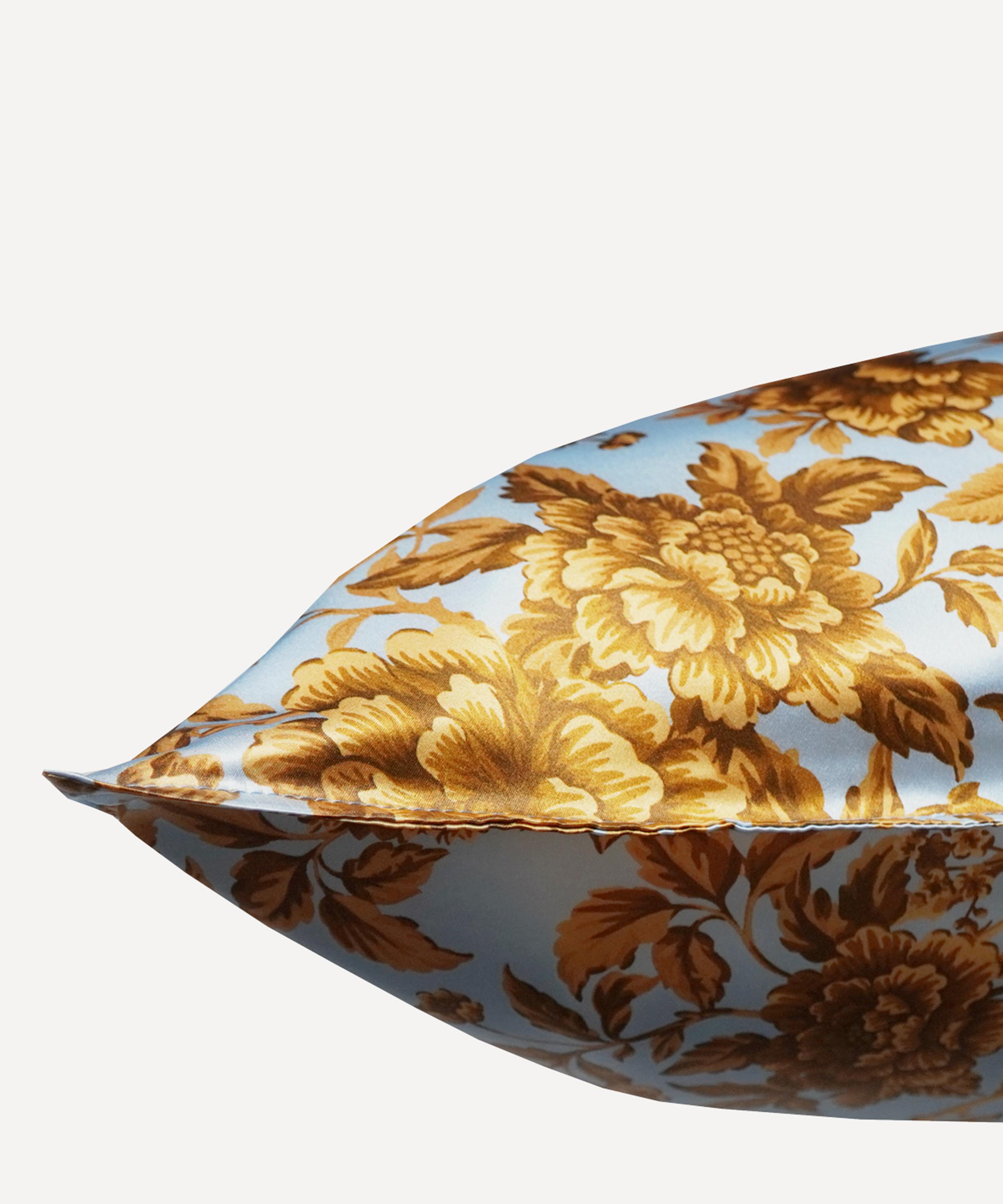 Coco & Wolf - Regency Trail Silk Pillowcase image number 3