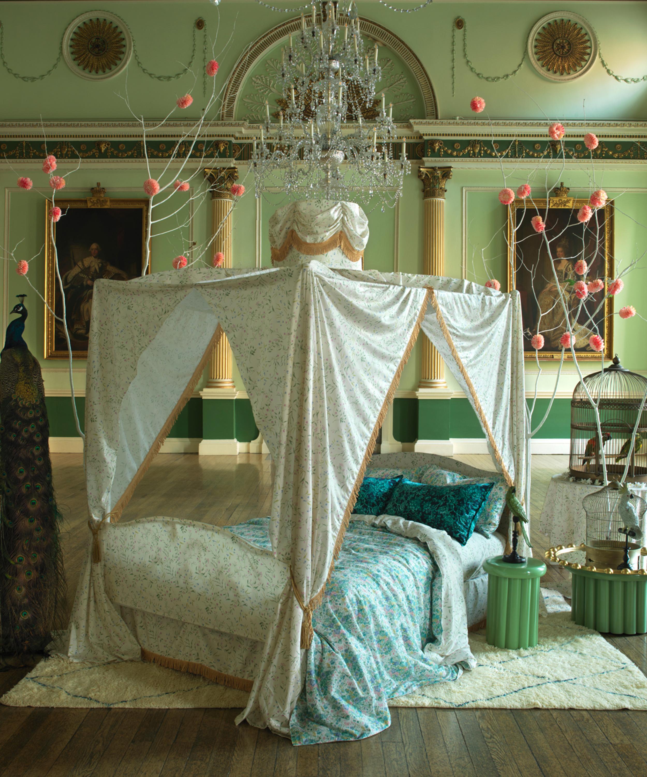 Coco & Wolf - Regal Blossom Ardington Cotton Sateen Single Fitted Sheet image number 2