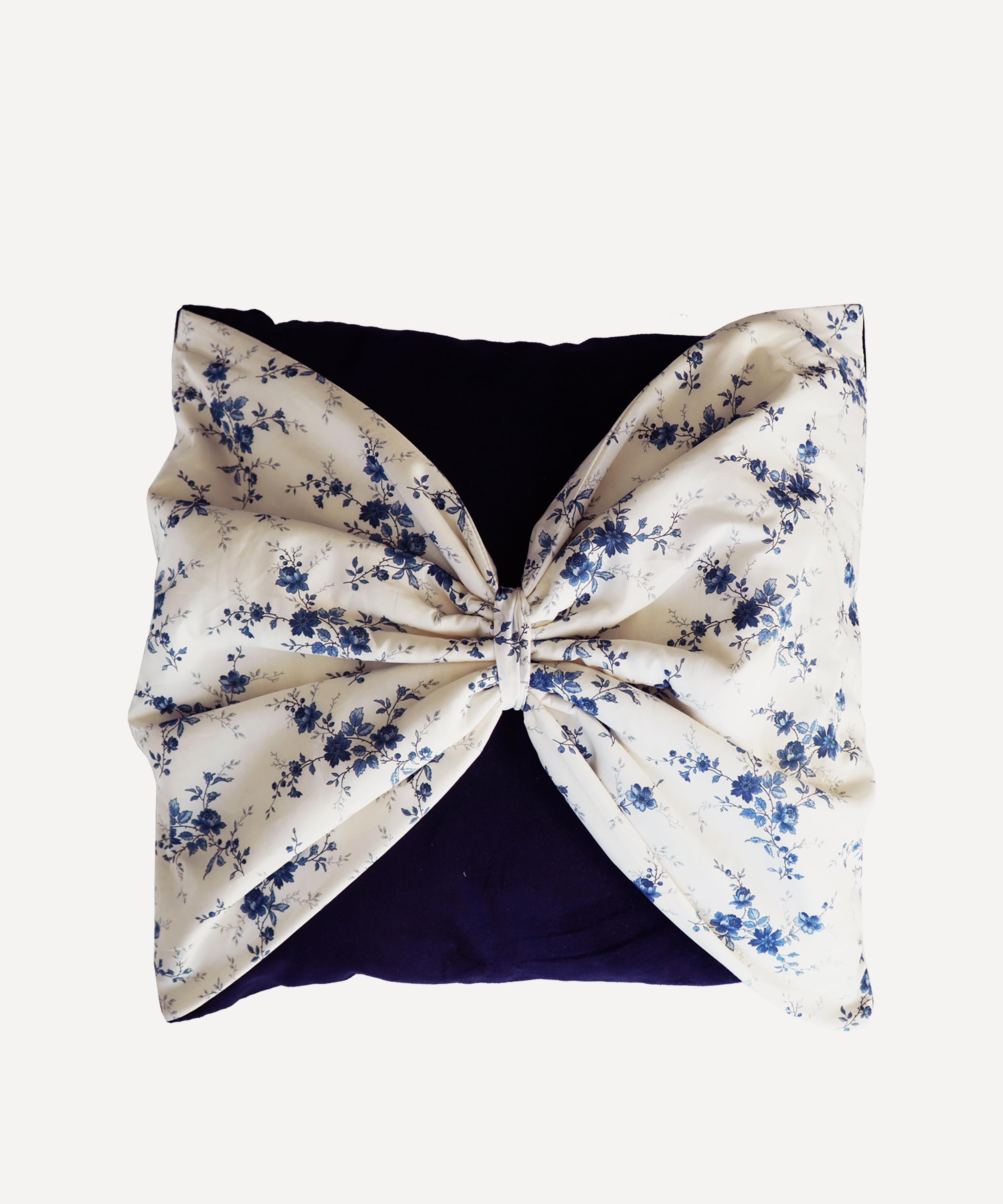 Coco & Wolf - Amelie Luise Velvet Square Cushion