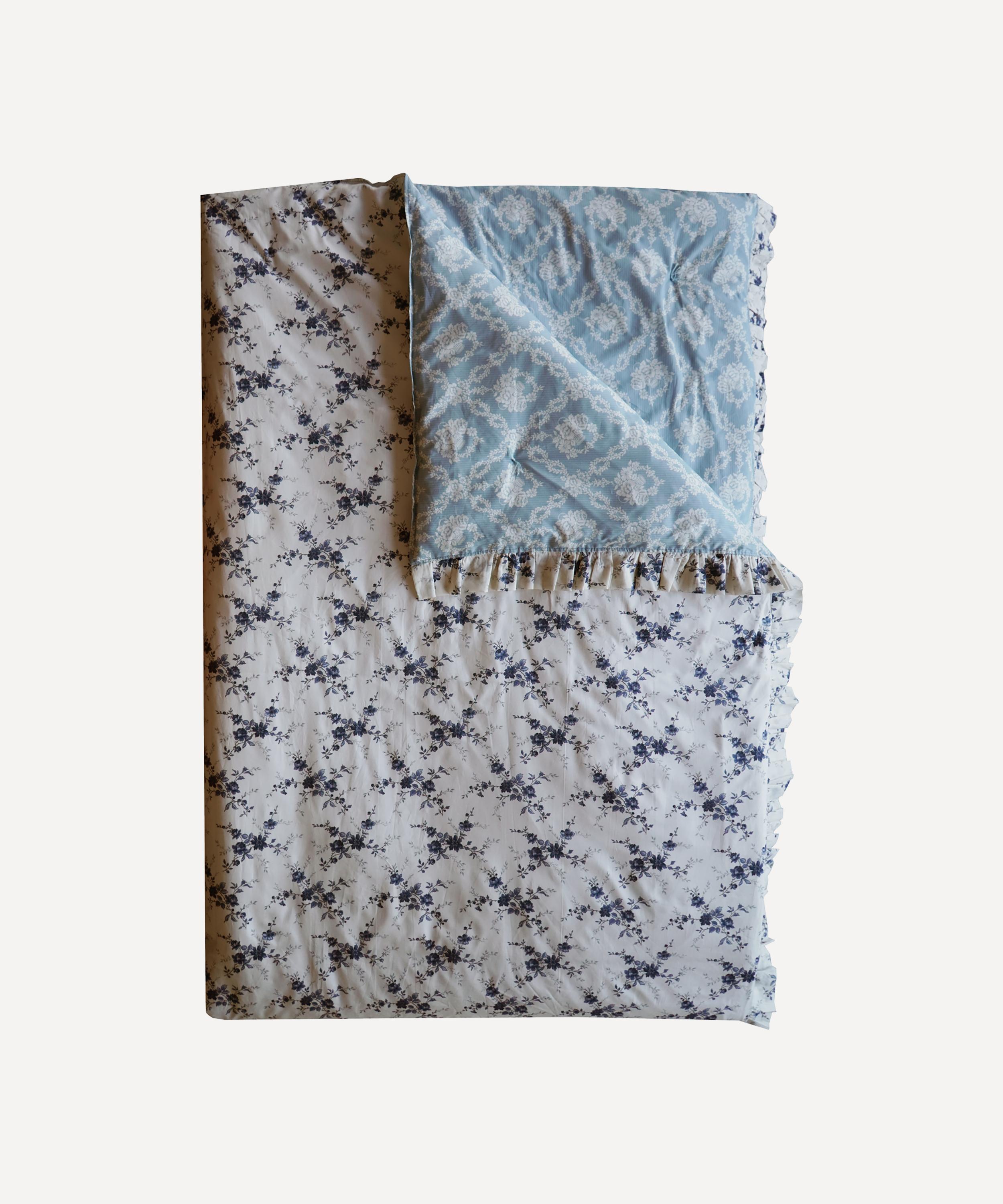 Coco & Wolf - Amelie Luise Garland Hampers Tana Lawn&trade; Cotton Reversible Ruffle Super King Heirloom Quilt