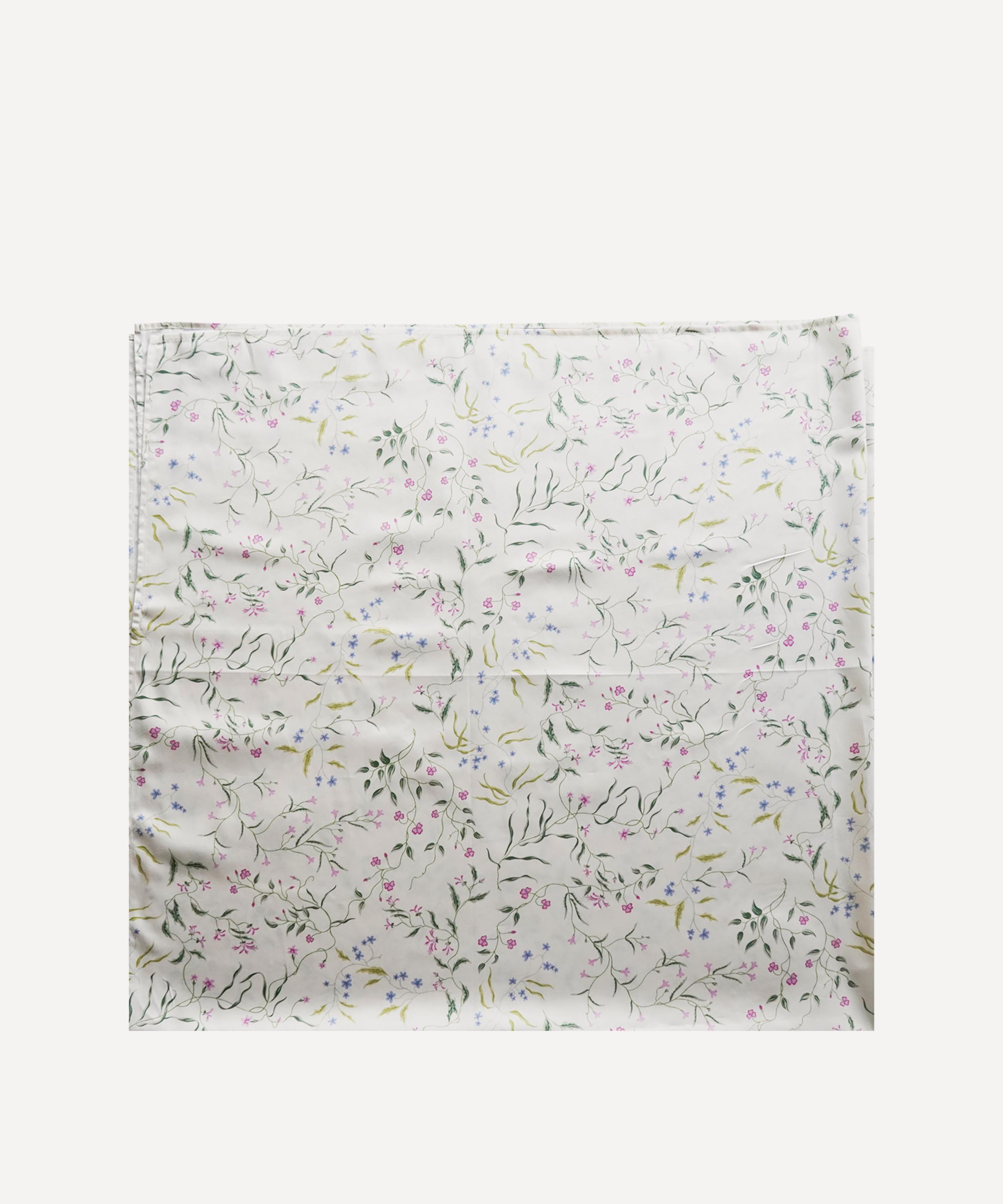 Coco & Wolf - Regal Blossom Ardington Cotton Sateen Medium Tablecloth image number 4