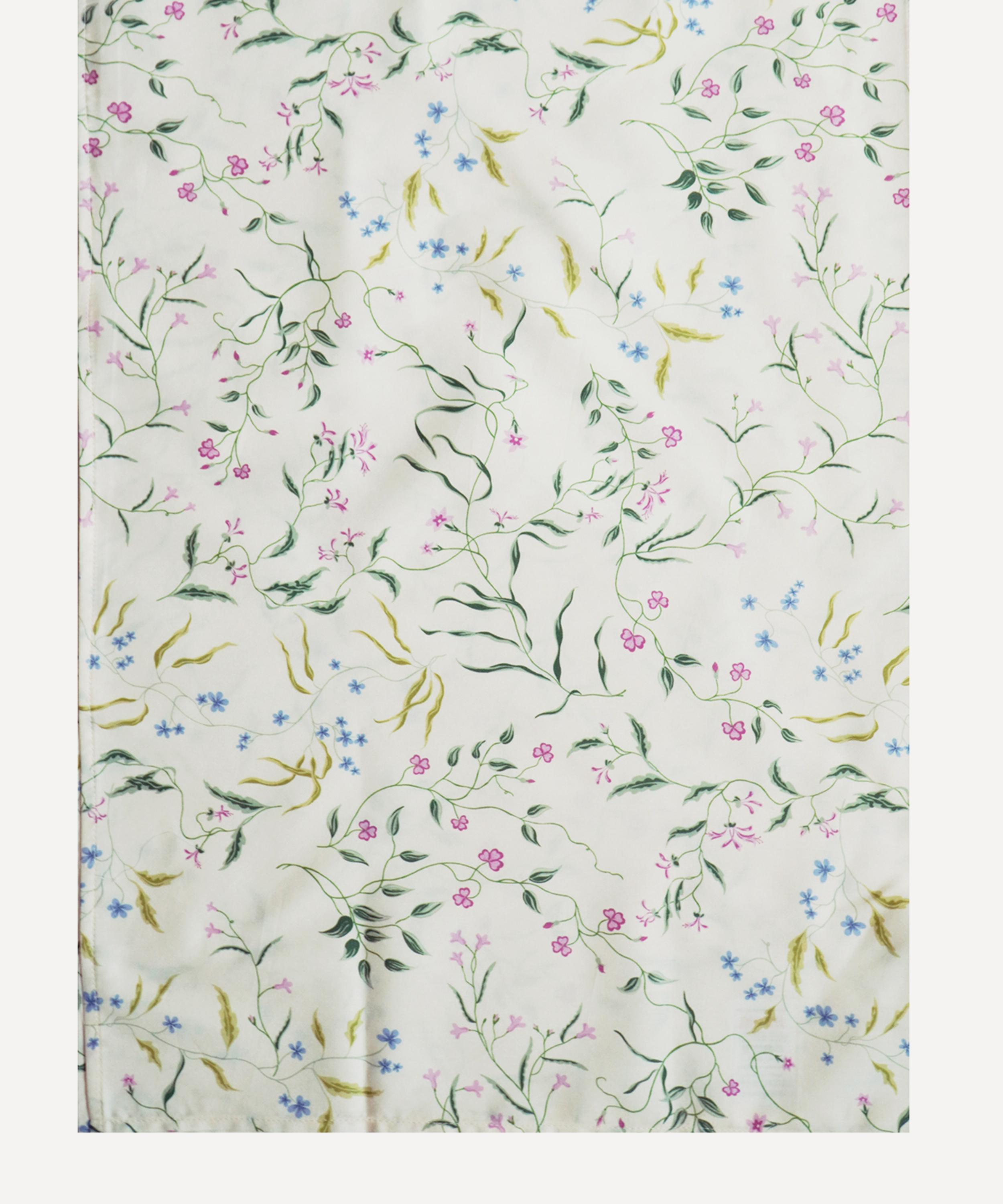 Coco & Wolf - Regal Blossom Ardington Cotton Sateen Table Runner