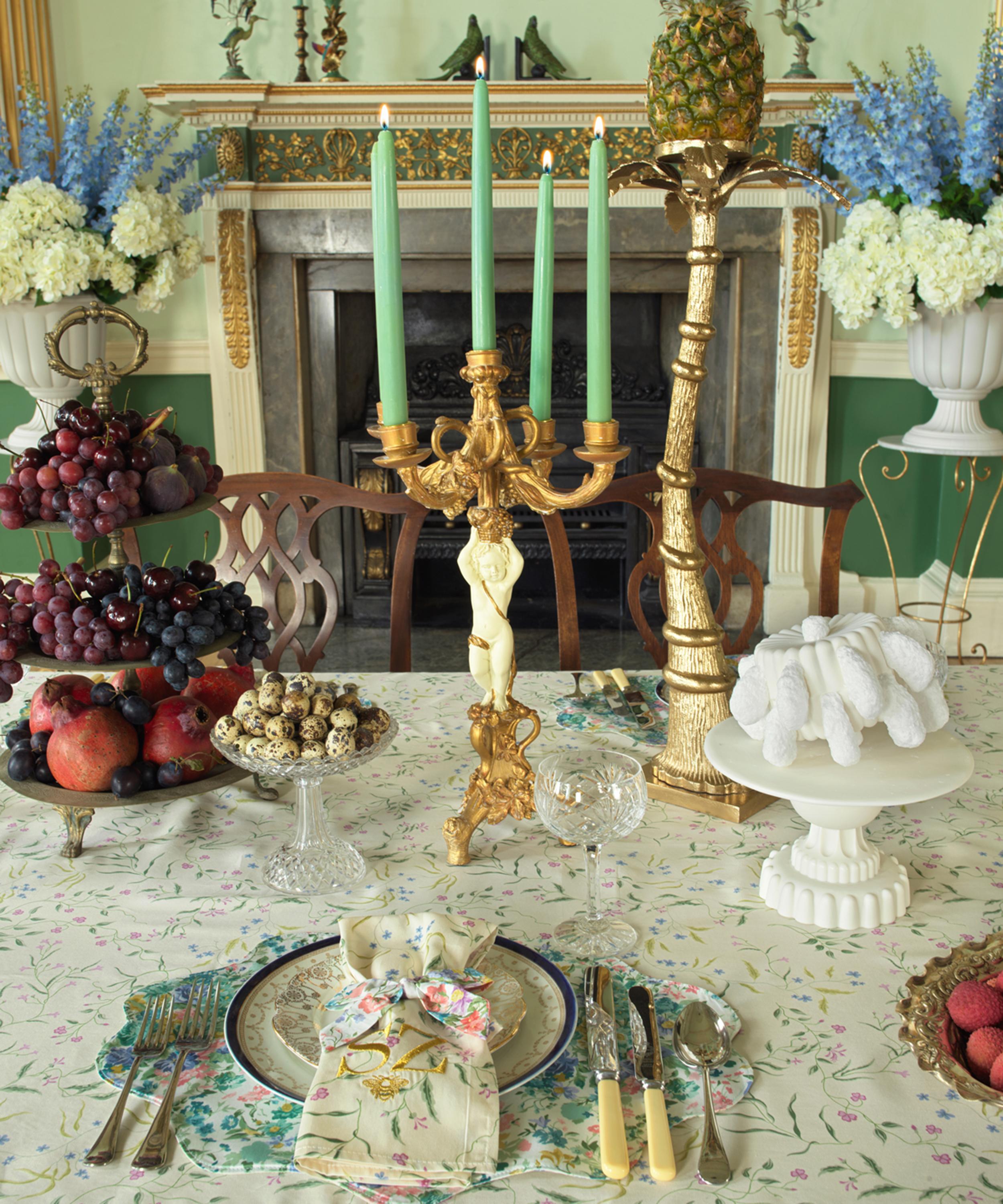 Coco & Wolf - Regal Blossom Ardington Cotton Sateen Table Runner image number 1