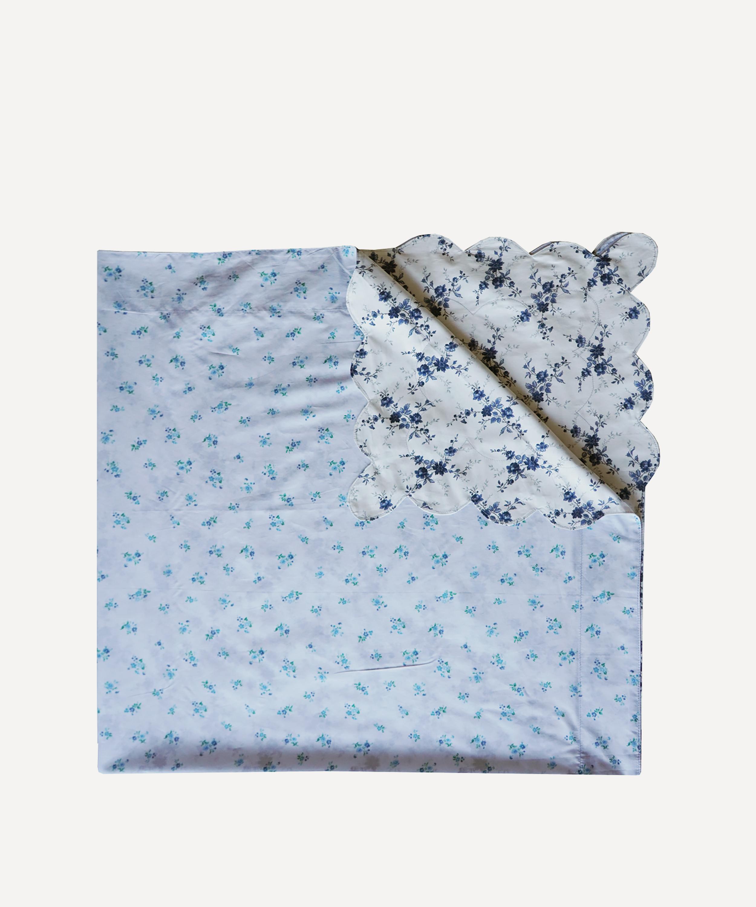 Coco & Wolf - Amelie Luise Posy Corsage Tana Lawn&trade; Cotton Scalloped Corner Reversible Square Tablecloth image number 3