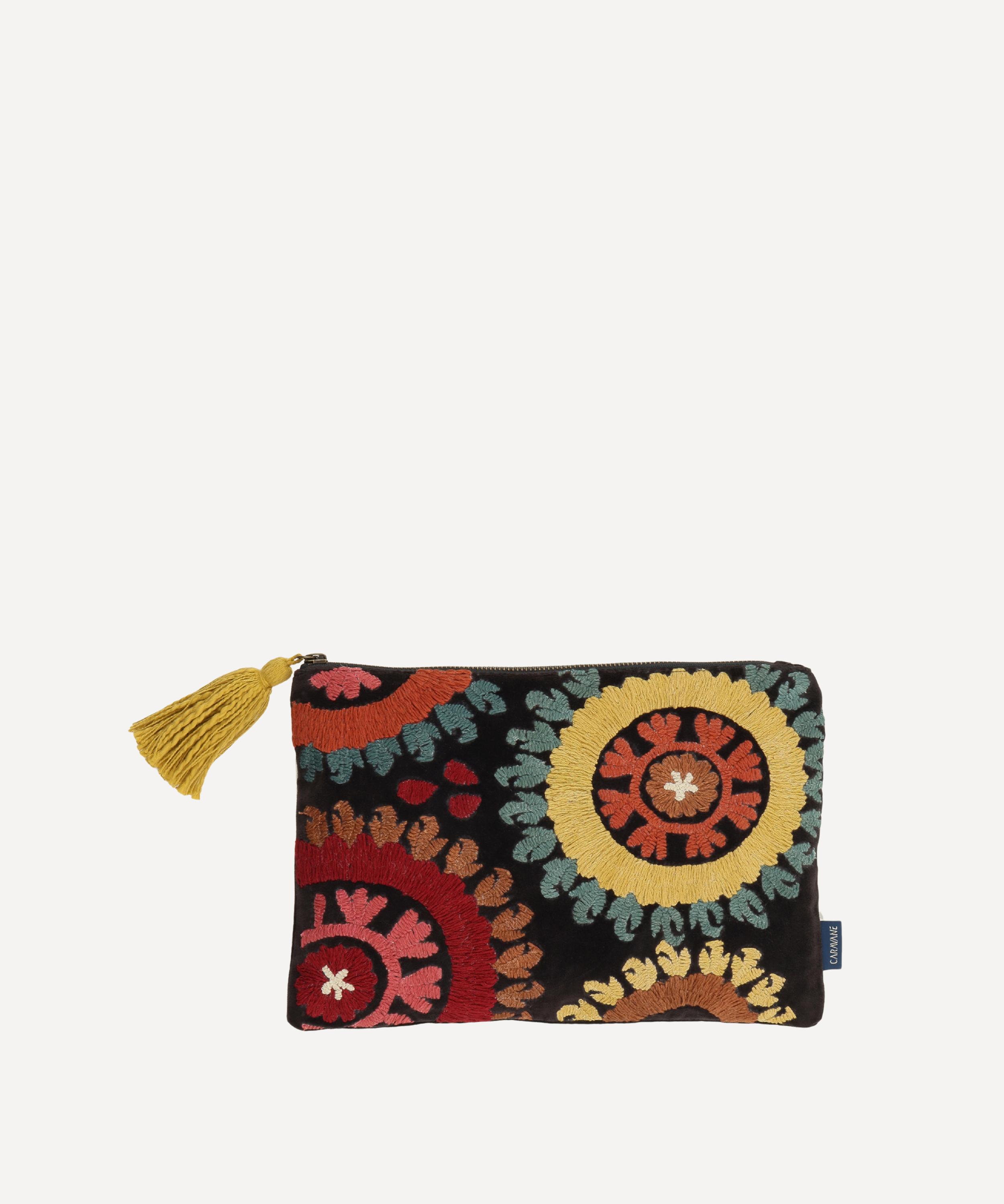 Caravane - Ayan Pouch