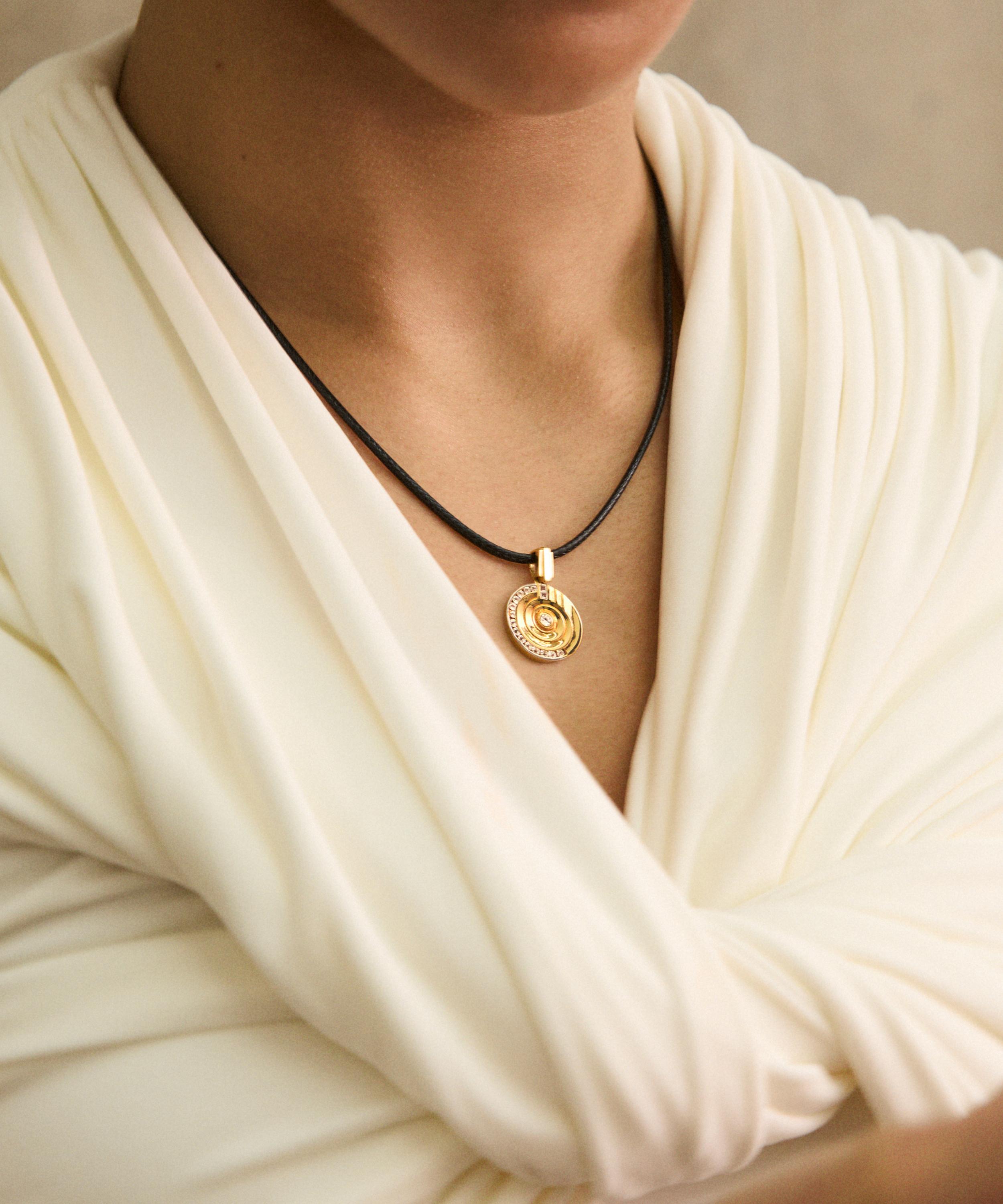 Laura Vann - 18ct Gold-Plated Edith Pendant Necklace image number 1