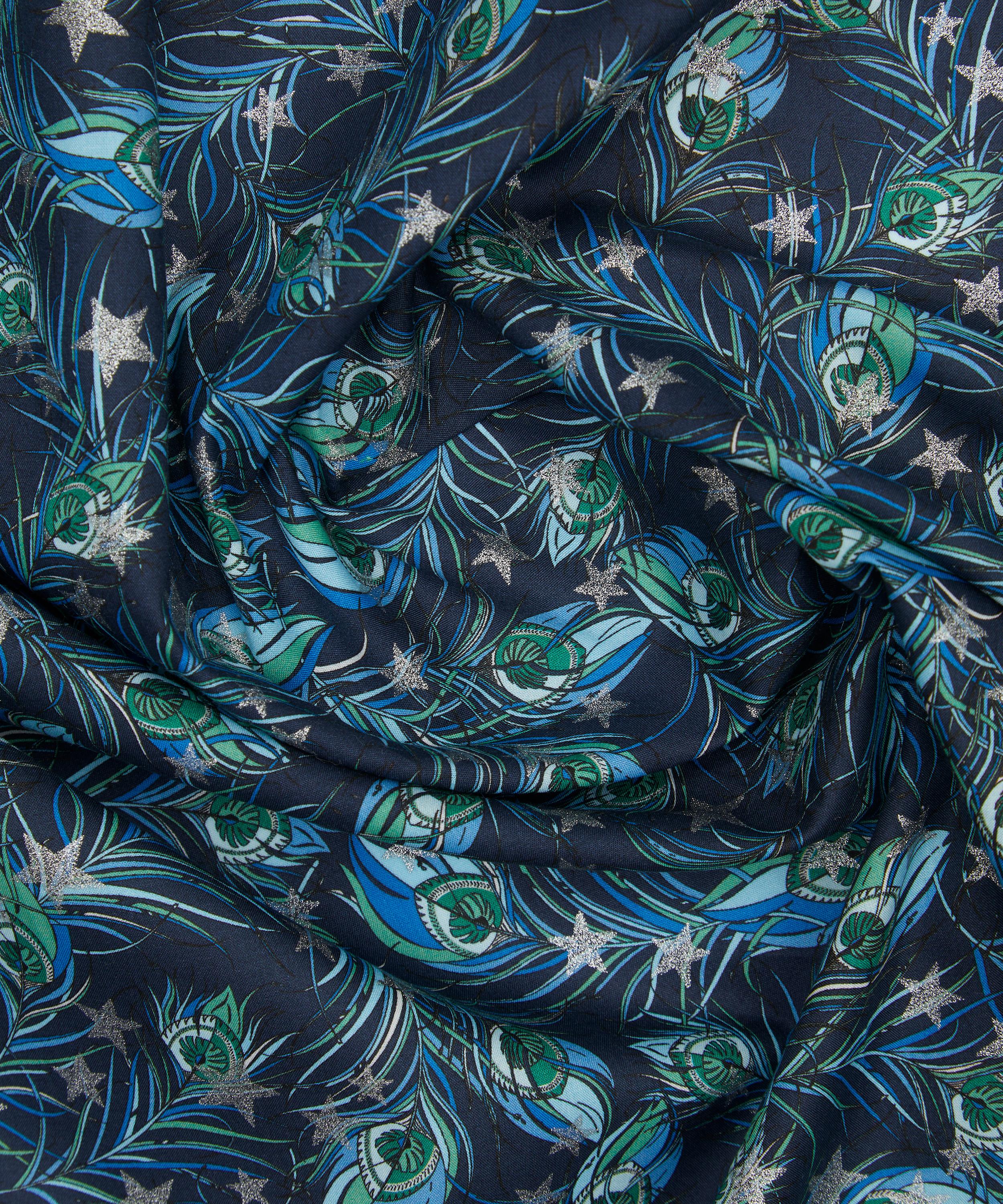 Liberty Fabrics - Festive Plume Star Tana Lawn&trade; Cotton image number 3