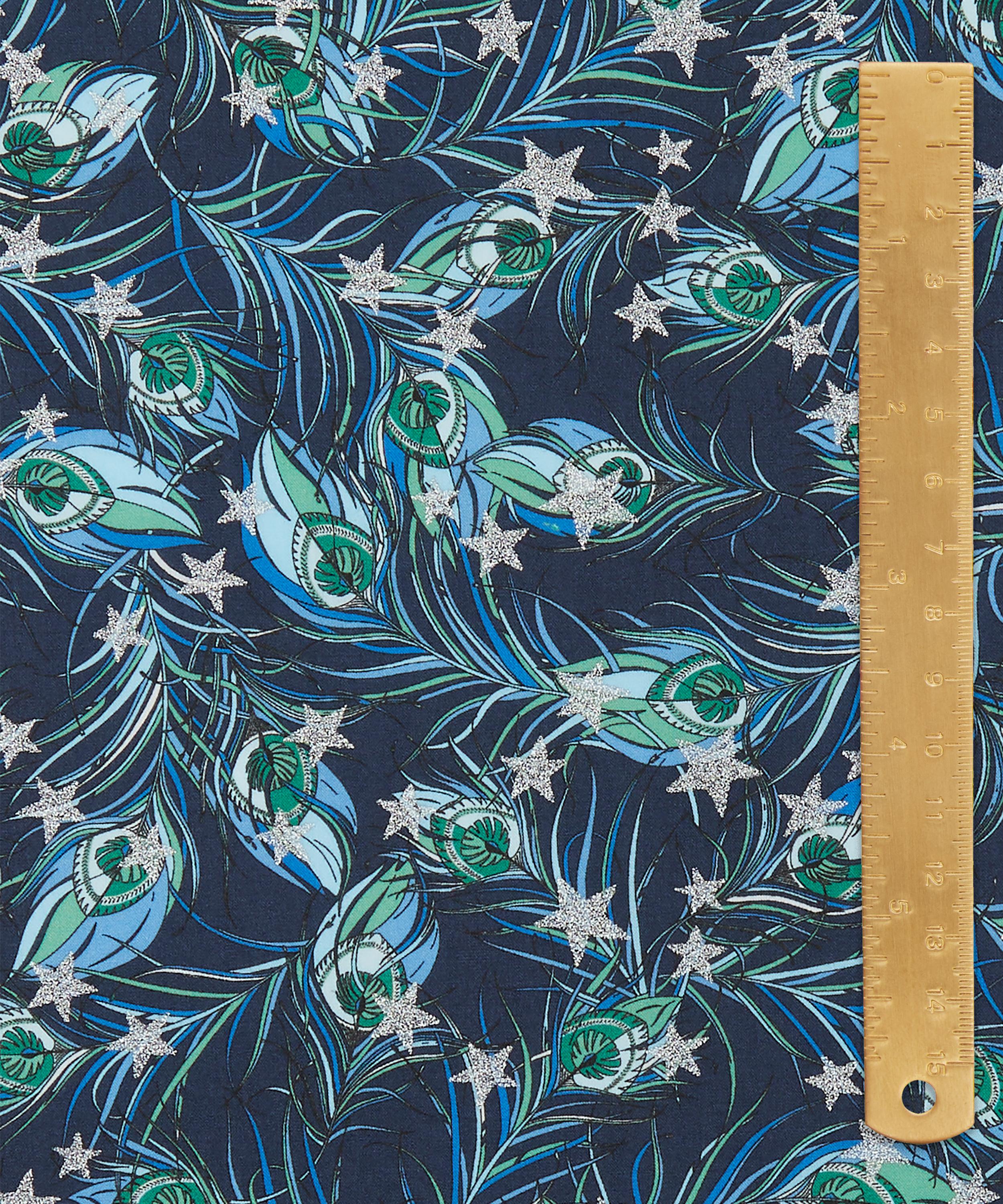 Liberty Fabrics - Festive Plume Star Tana Lawn&trade; Cotton image number 4