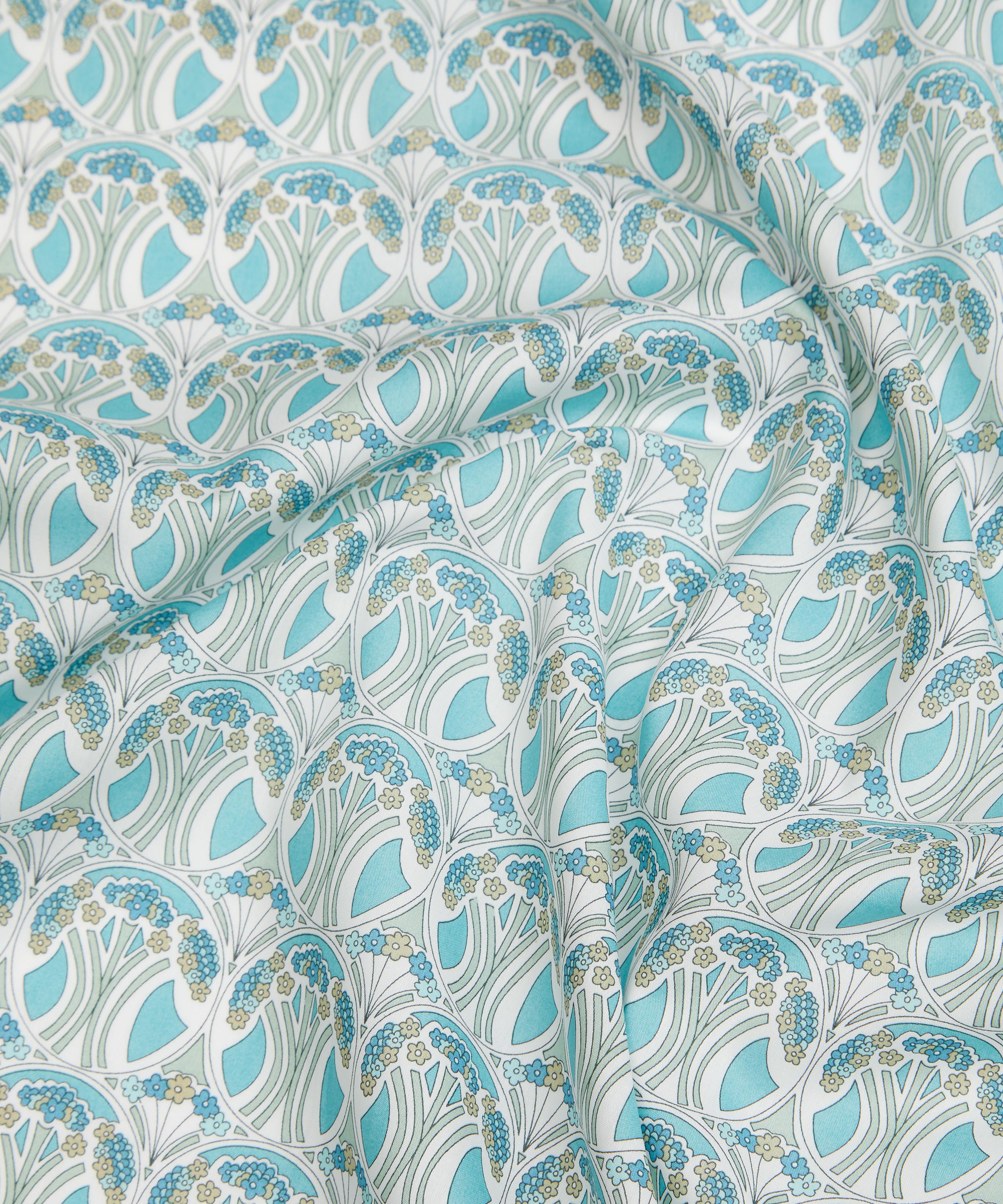 Liberty Fabrics - Mauverina Tana Lawn&trade; Cotton image number 3