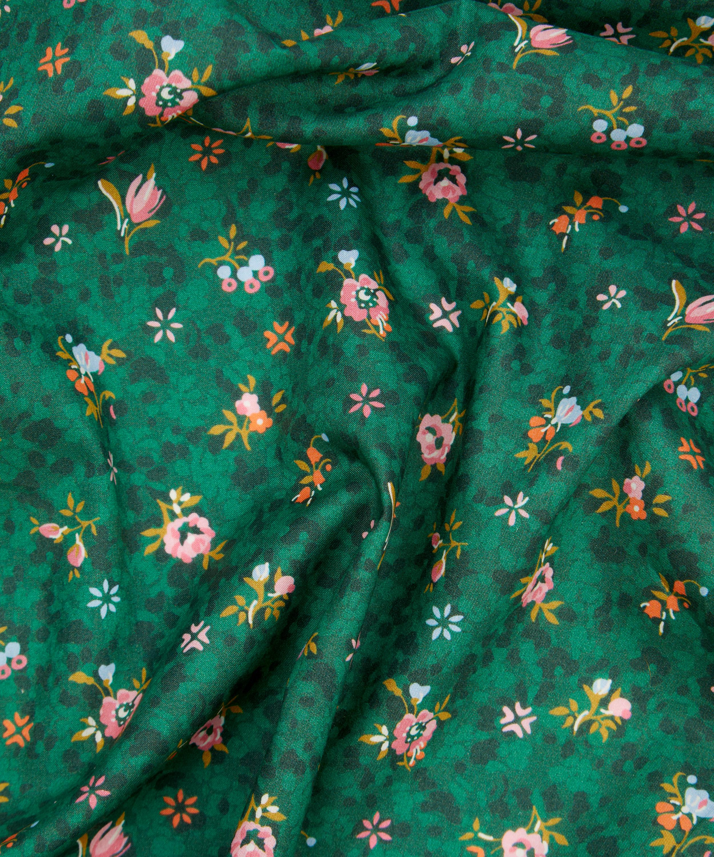 Liberty Fabrics - Chiara Tana Lawn&trade; Cotton image number 3