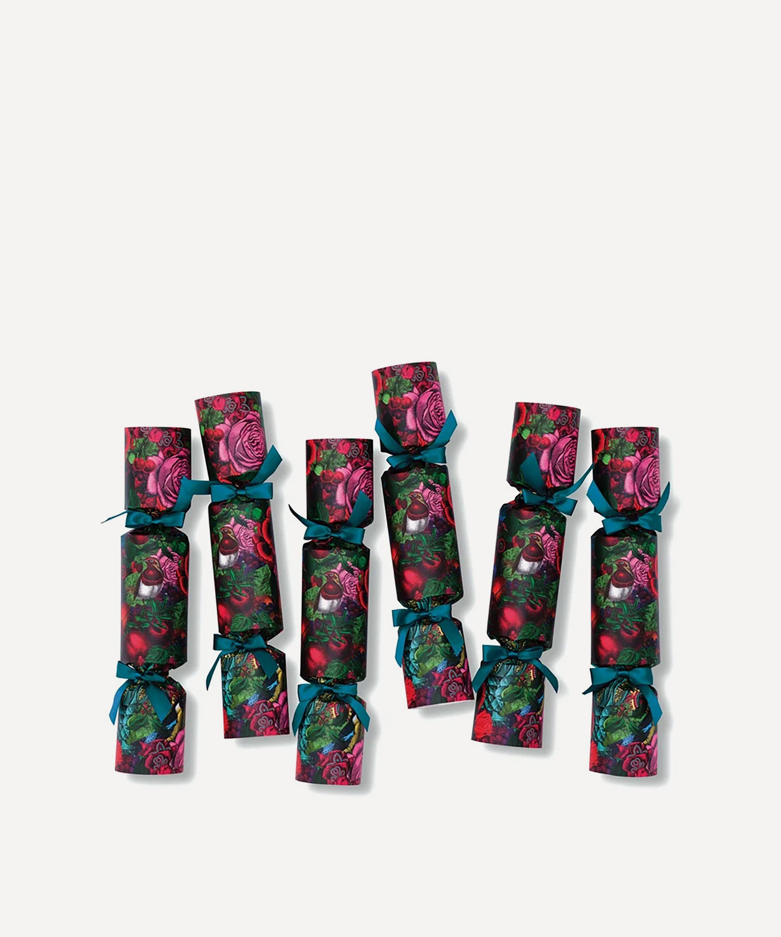 Christmas - Robin Scented Candle Christmas Crackers Box of Six image number 1