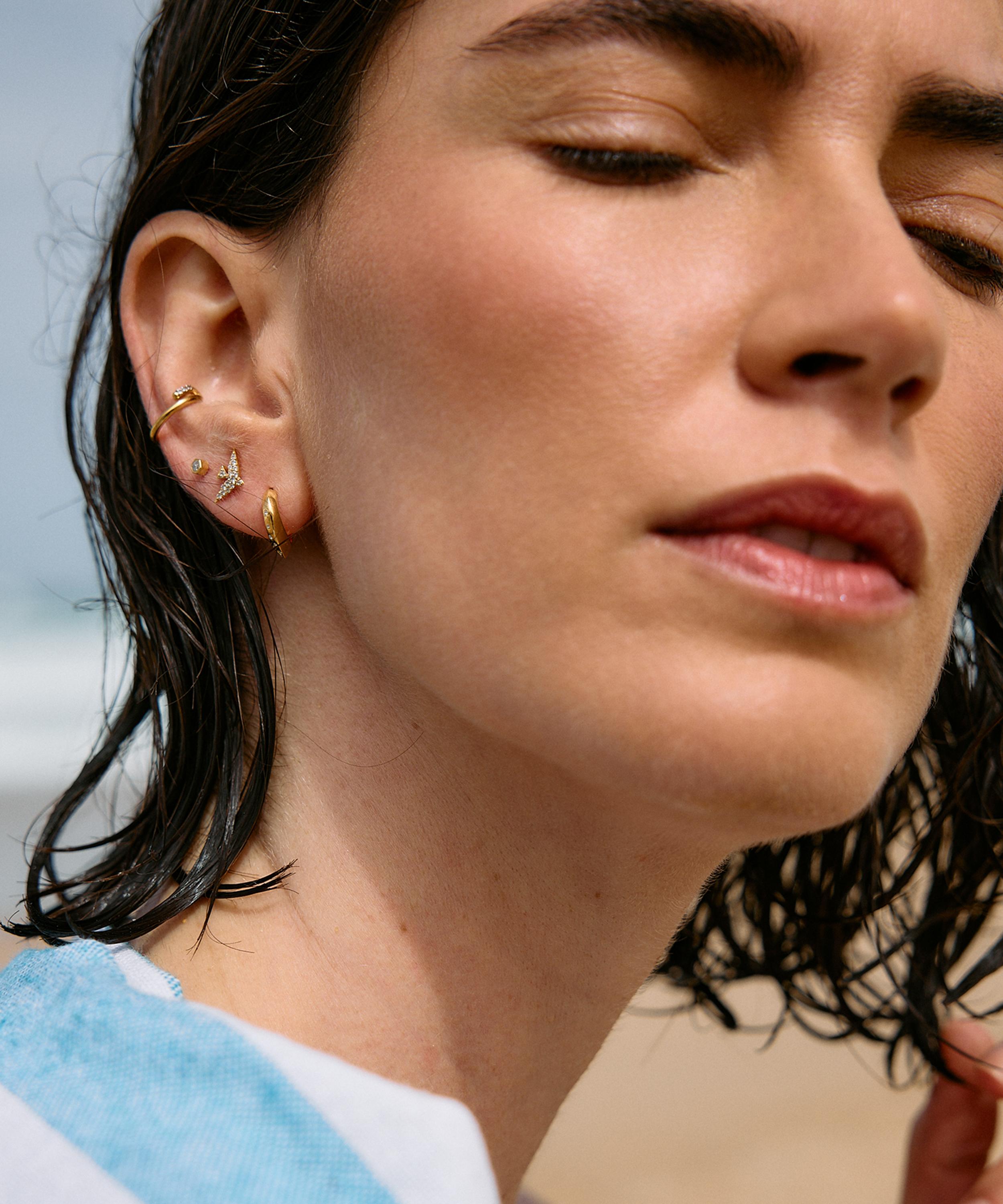 Rachel Jackson - 18ct Gold-Plated Dreamer Pav&eacute; Bird Stud Earrings image number 2