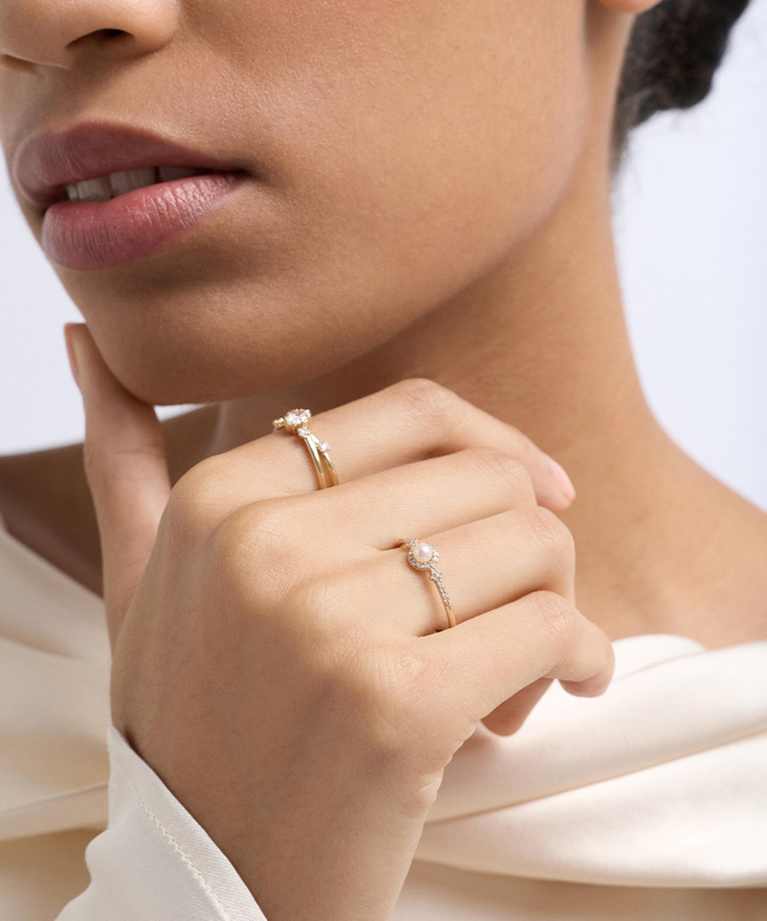 Astley Clarke - 14ct Gold Luna Pearl and Lab-Grown Diamond Ring image number 2