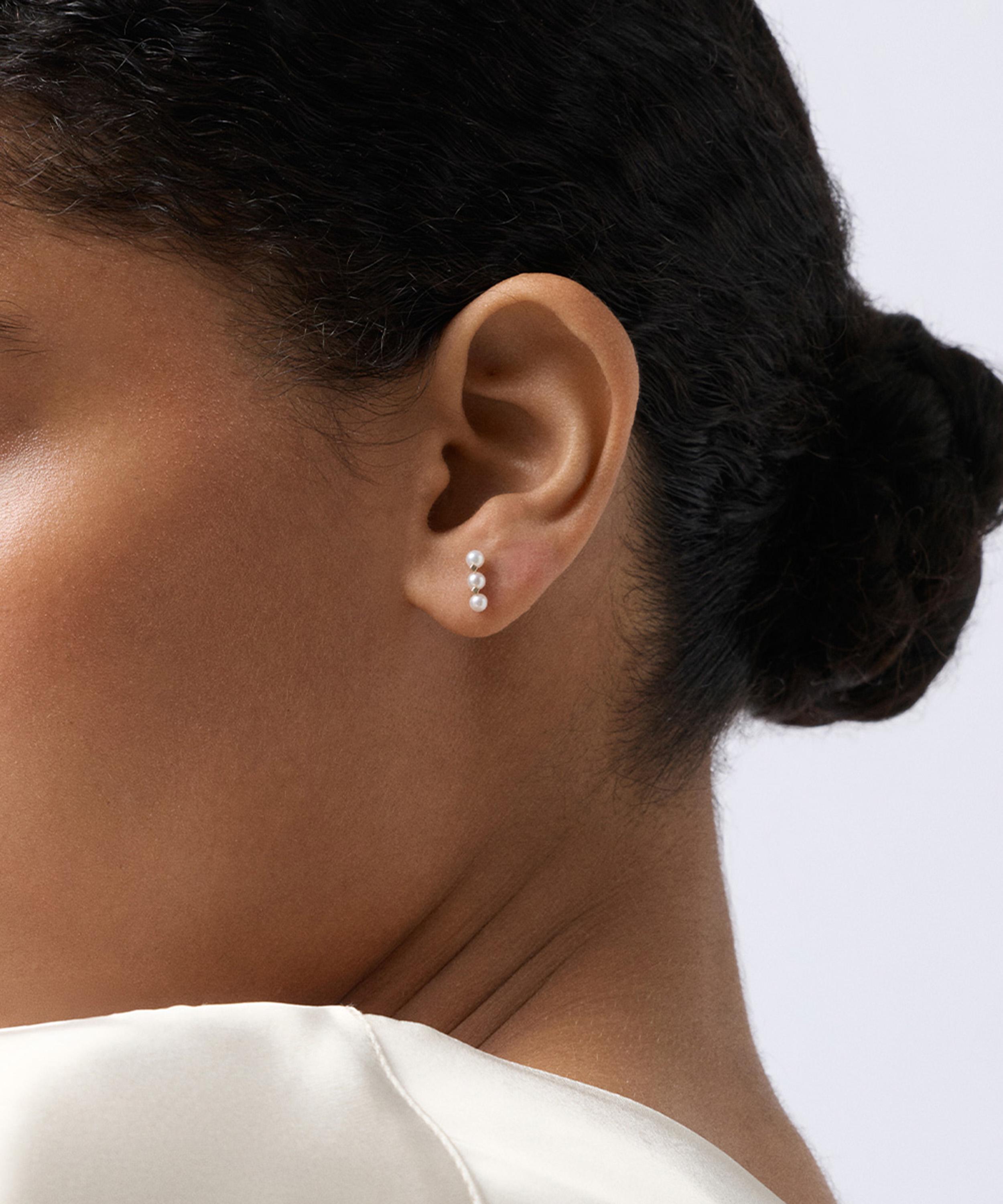 Astley Clarke - 14ct Gold Luna Pearl Bar Stud Earrings image number 1