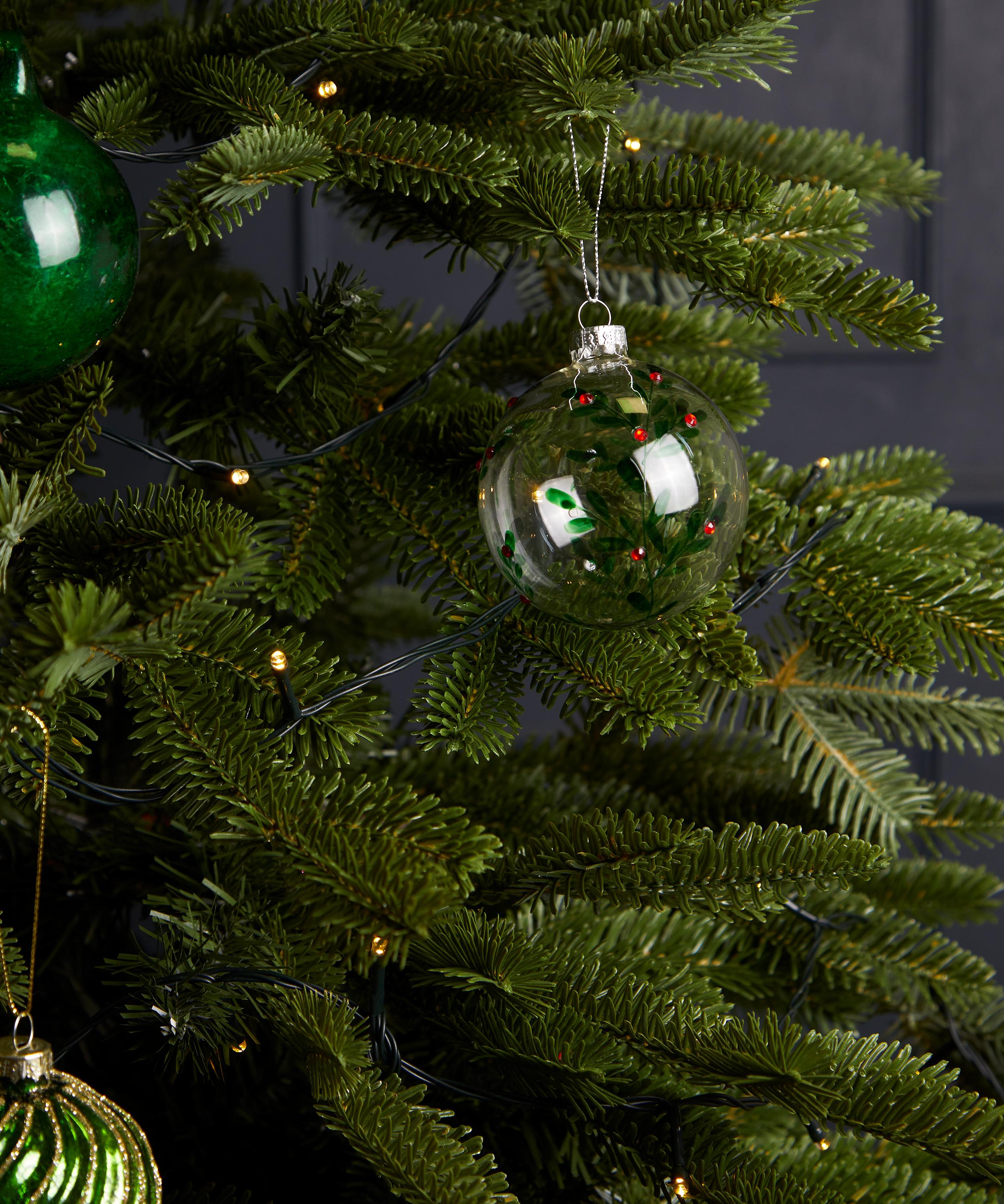 Christmas - Leaf and Berry Glass Bauble image number 1
