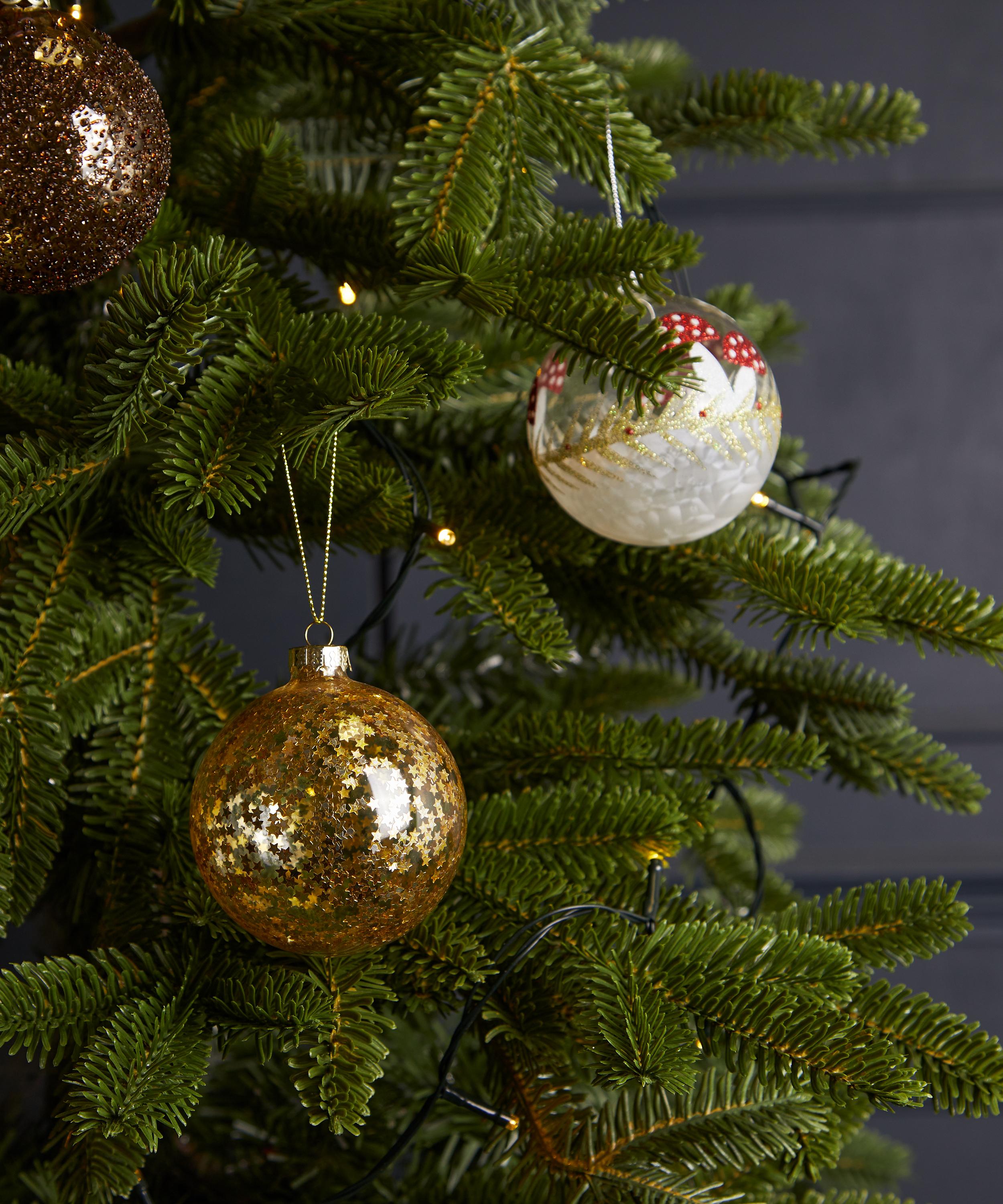 Christmas - Glass Gold Star Bauble image number 1