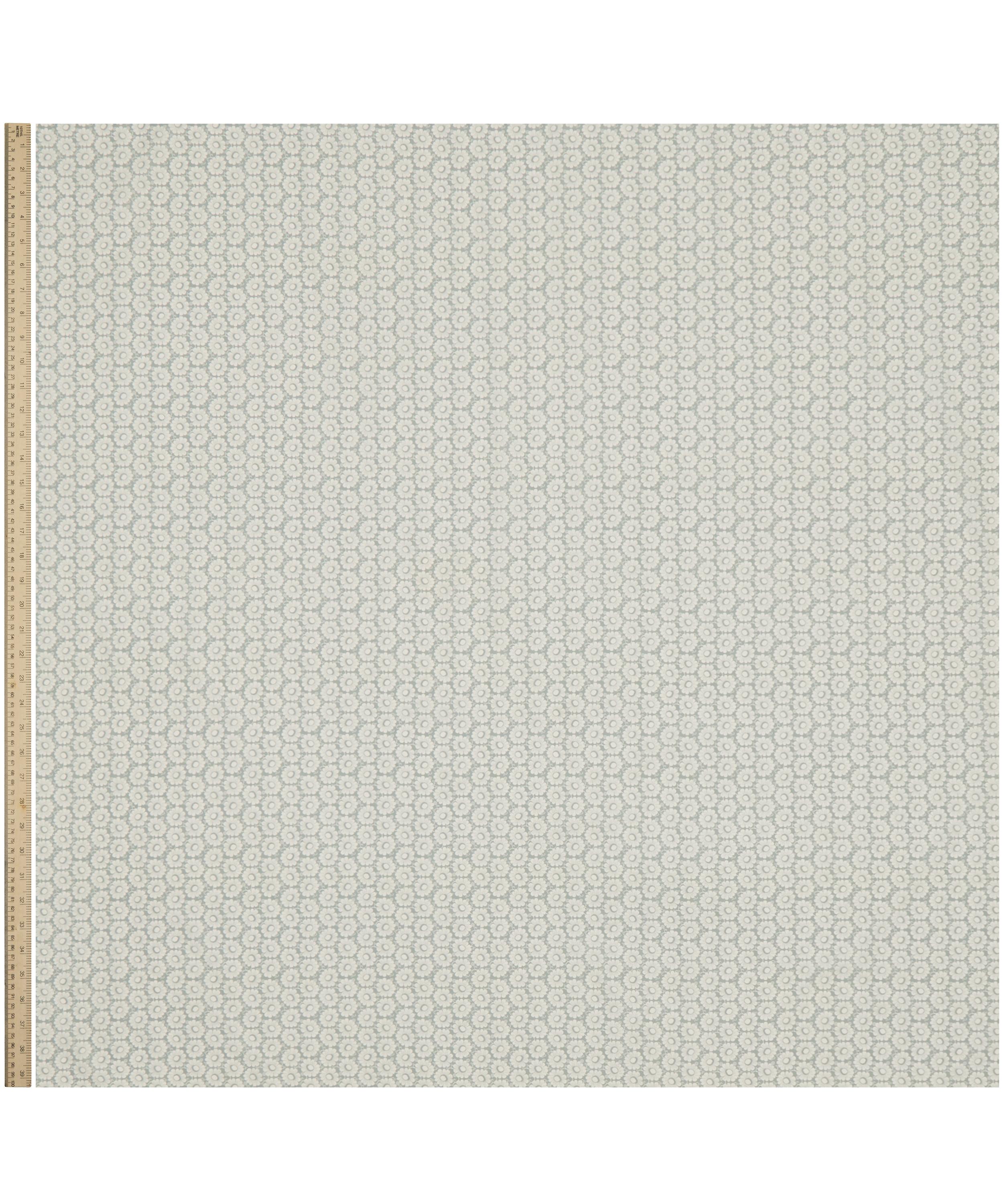 Liberty Fabrics - Cupola Daisy Tana Lawn&trade; Cotton image number 1