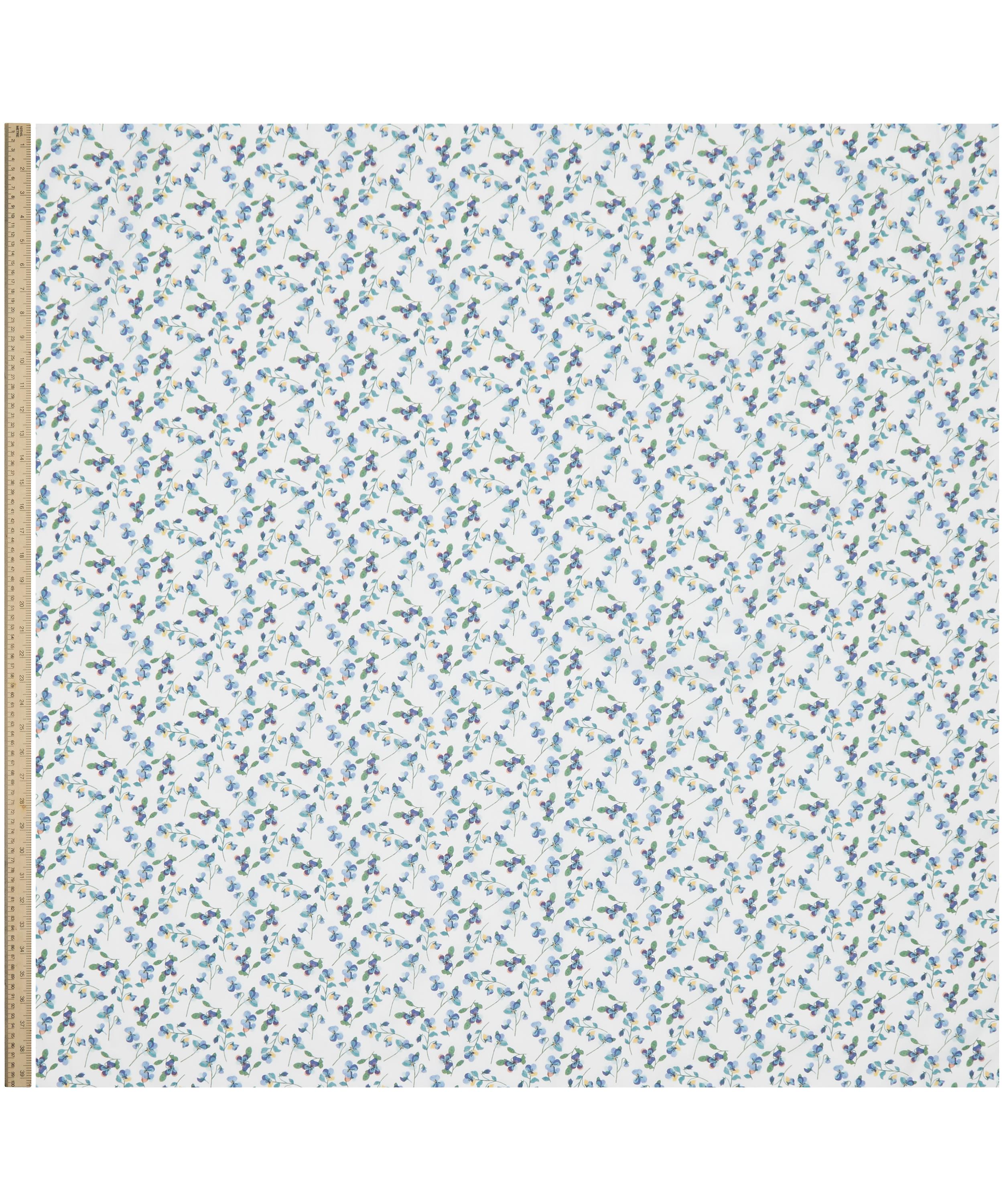 Liberty Fabrics - Pansy Scatter Tana Lawn&trade; Cotton image number 1