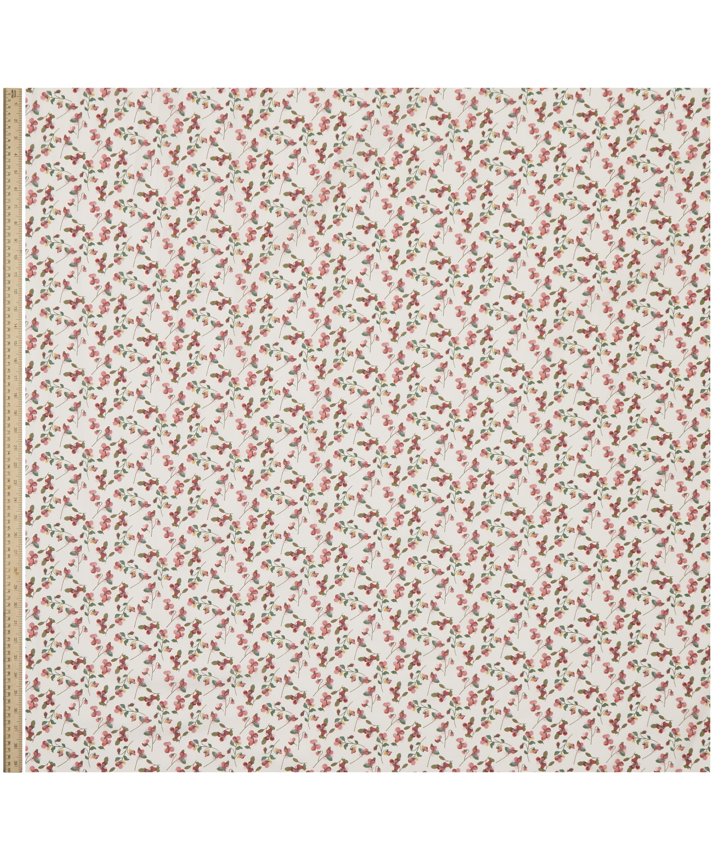 Liberty Fabrics - Pansy Scatter Tana Lawn&trade; Cotton image number 1