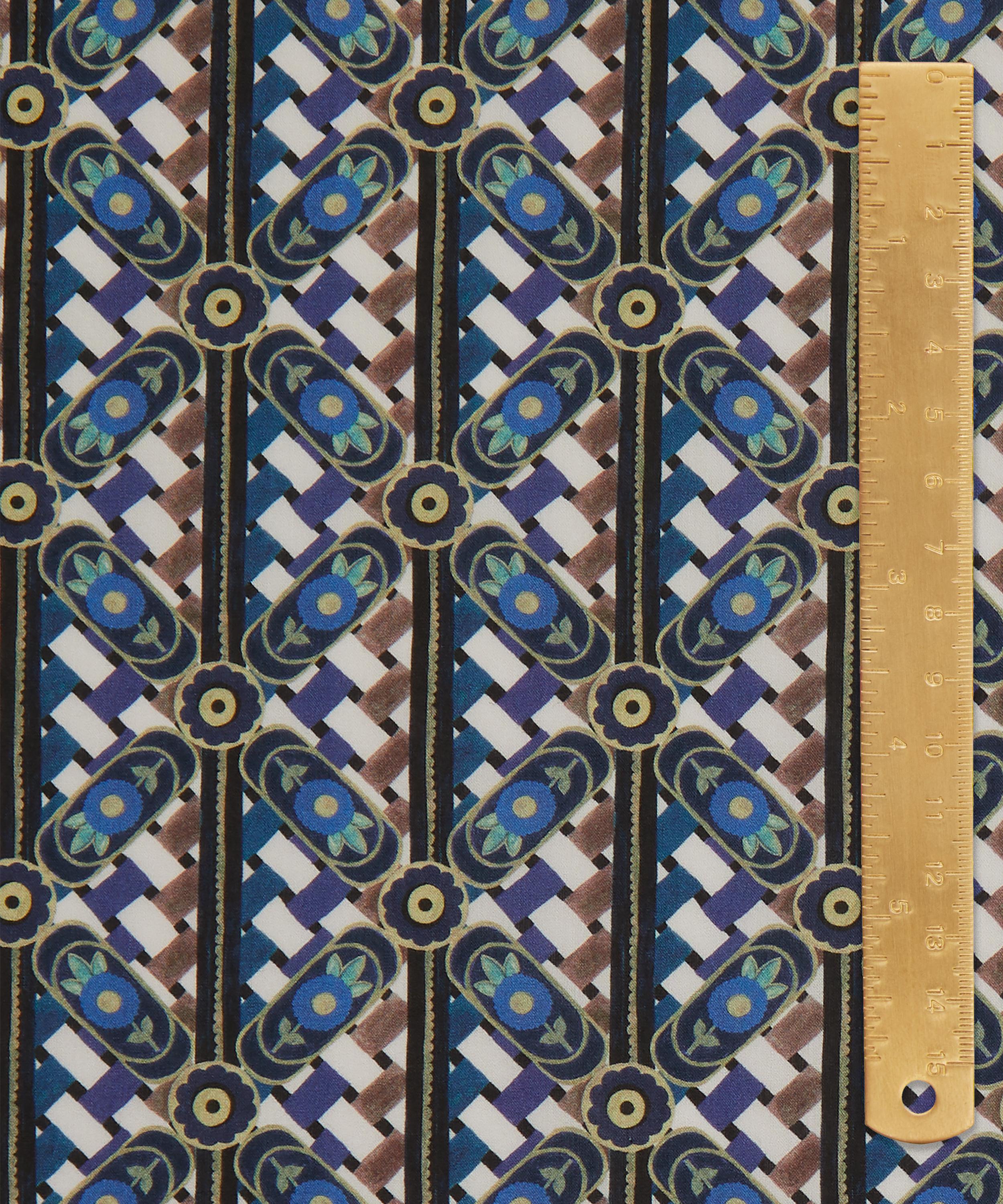Liberty Fabrics - Noko Weave Tana Lawn&trade; Cotton image number 4