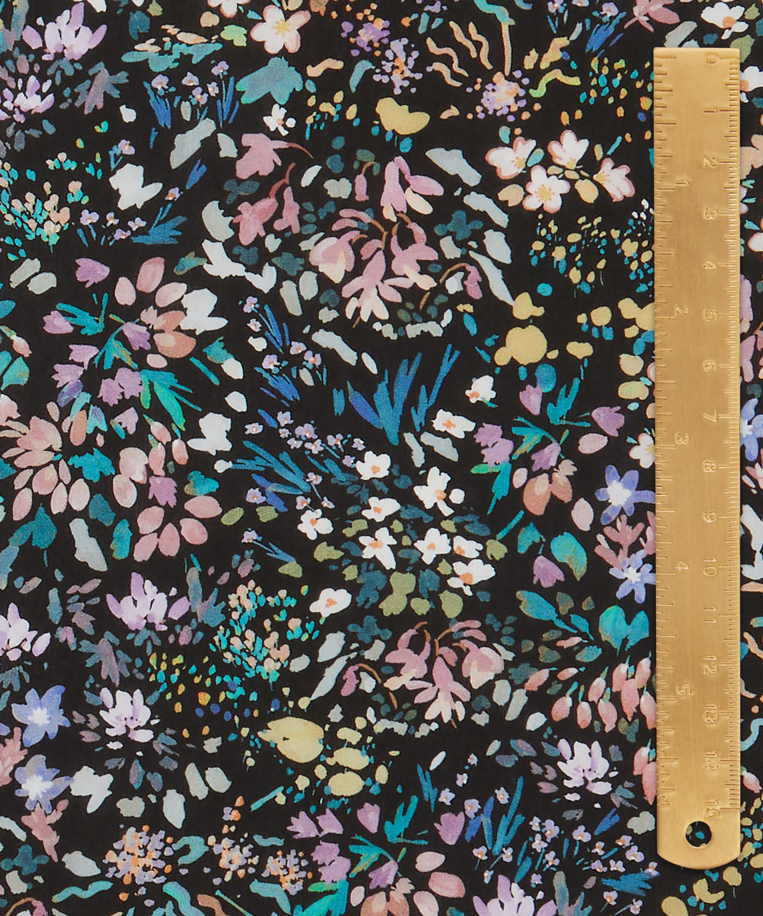 Liberty Fabrics - Highland Holiday Tana Lawn&trade; Cotton image number 4