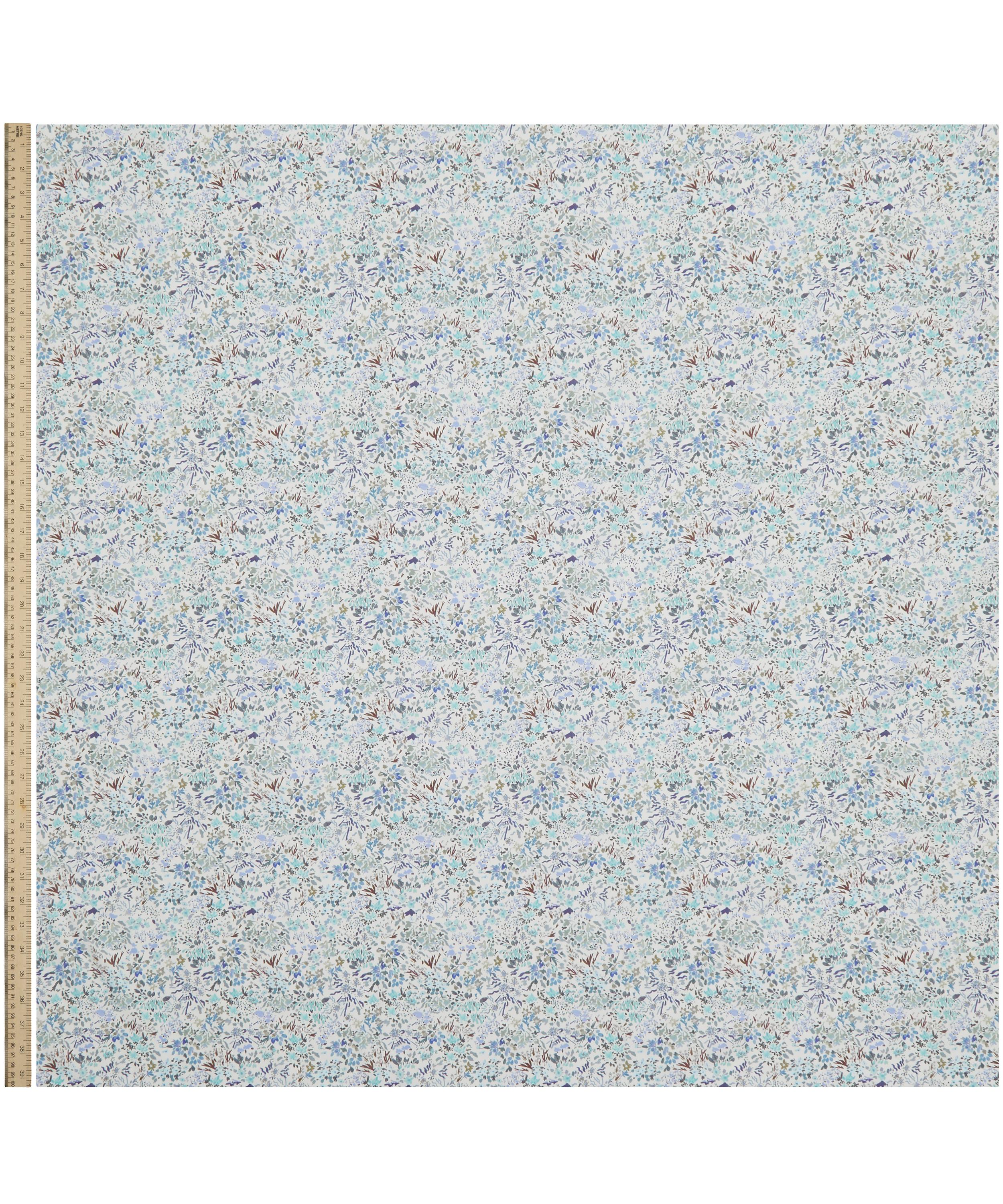 Liberty Fabrics - Highland Holiday Tana Lawn&trade; Cotton image number 1