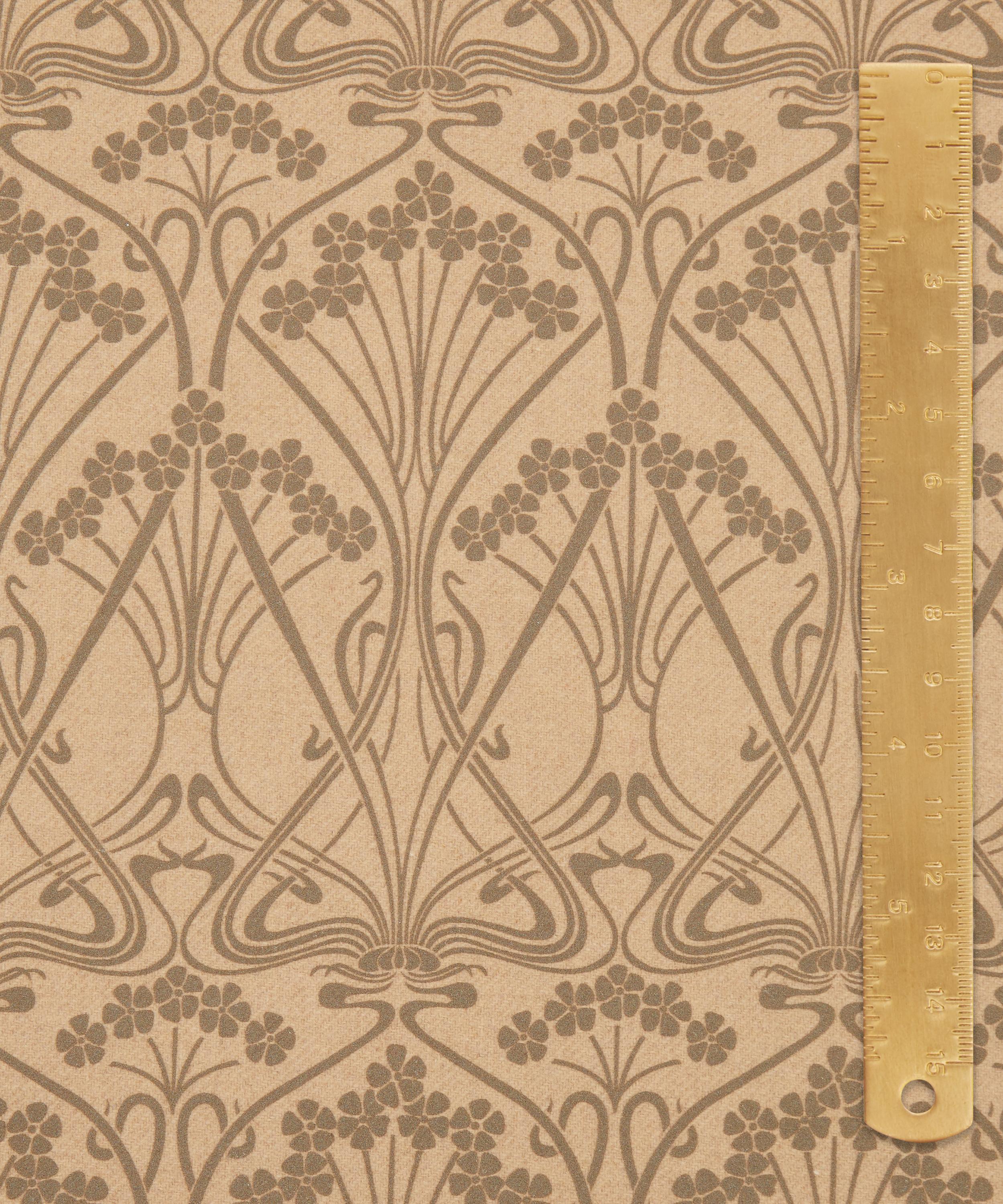 Liberty Fabrics - Nouveau Ianthe MWool image number 4